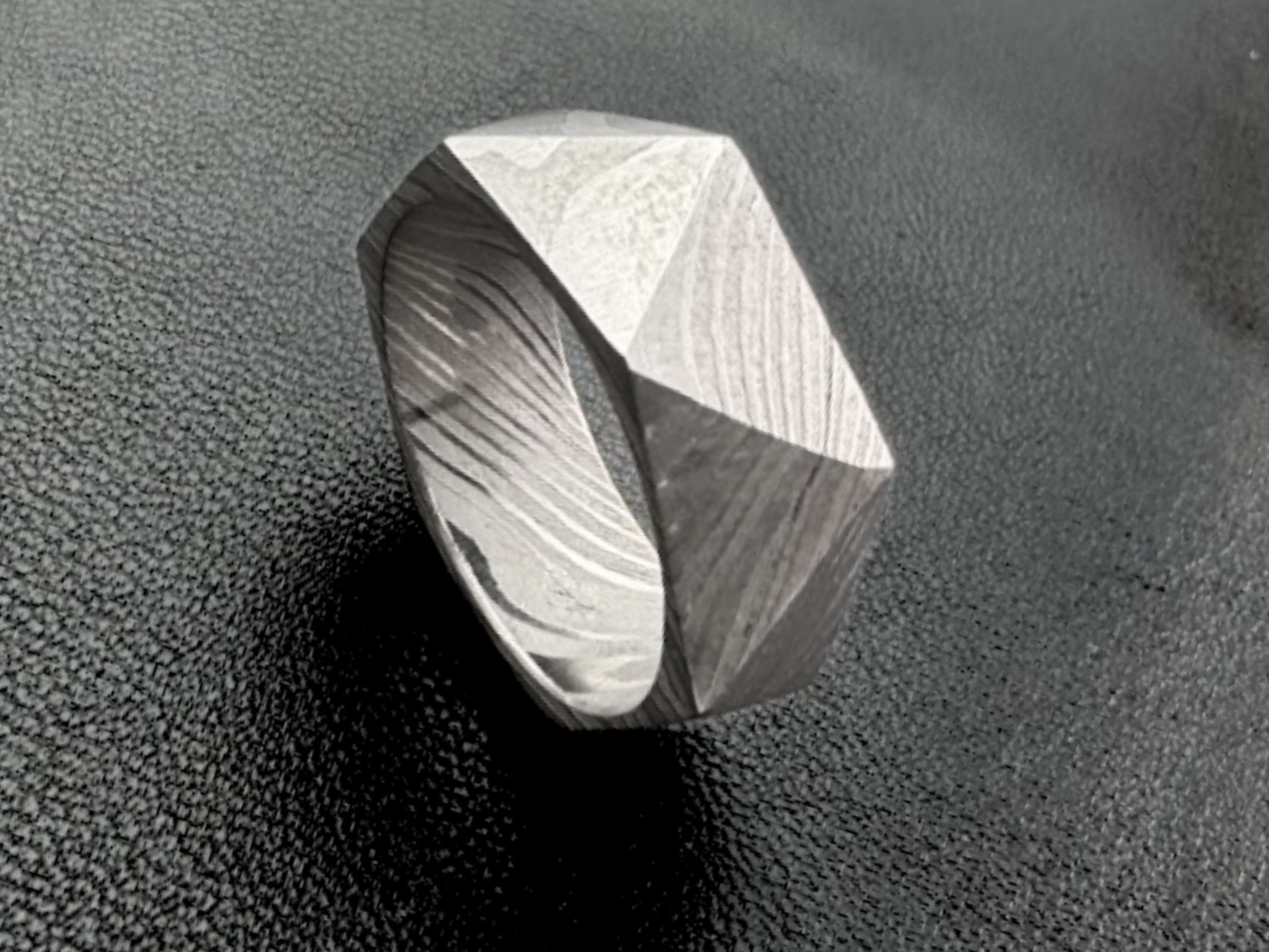 Custom Damascus steel ring in Tri Facet style with Handmade rosewood gift box Rust Free