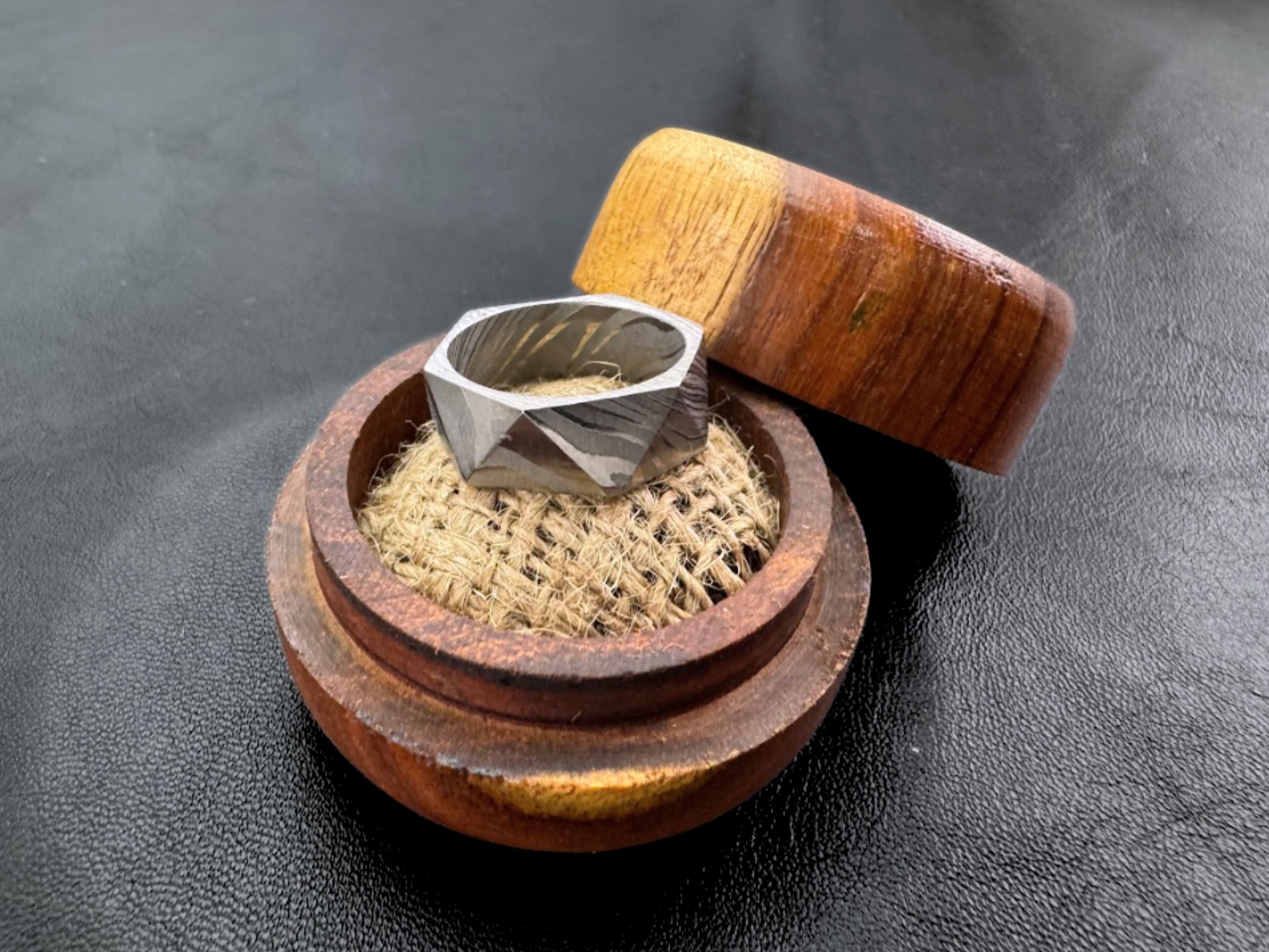 Custom Damascus steel ring in Tri Facet style with Handmade rosewood gift box Rust Free