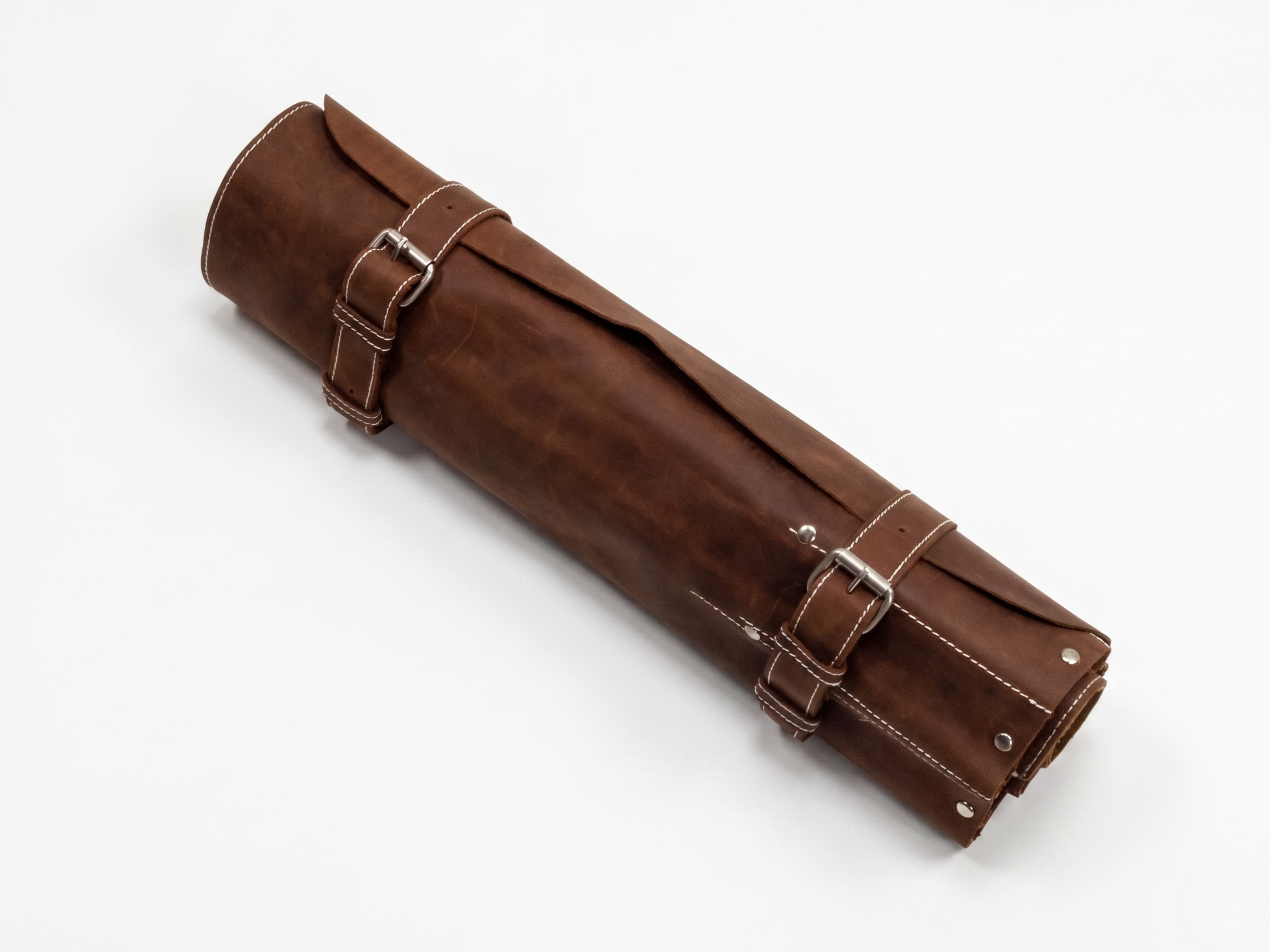 Premium  Brown Leather Chef Roll – 16-Slot Knife Holder, Portable Cutlery Storage, Travel Kitchen Wrap Bag, Gift for Professional Chefs & Culinary Enthusiasts