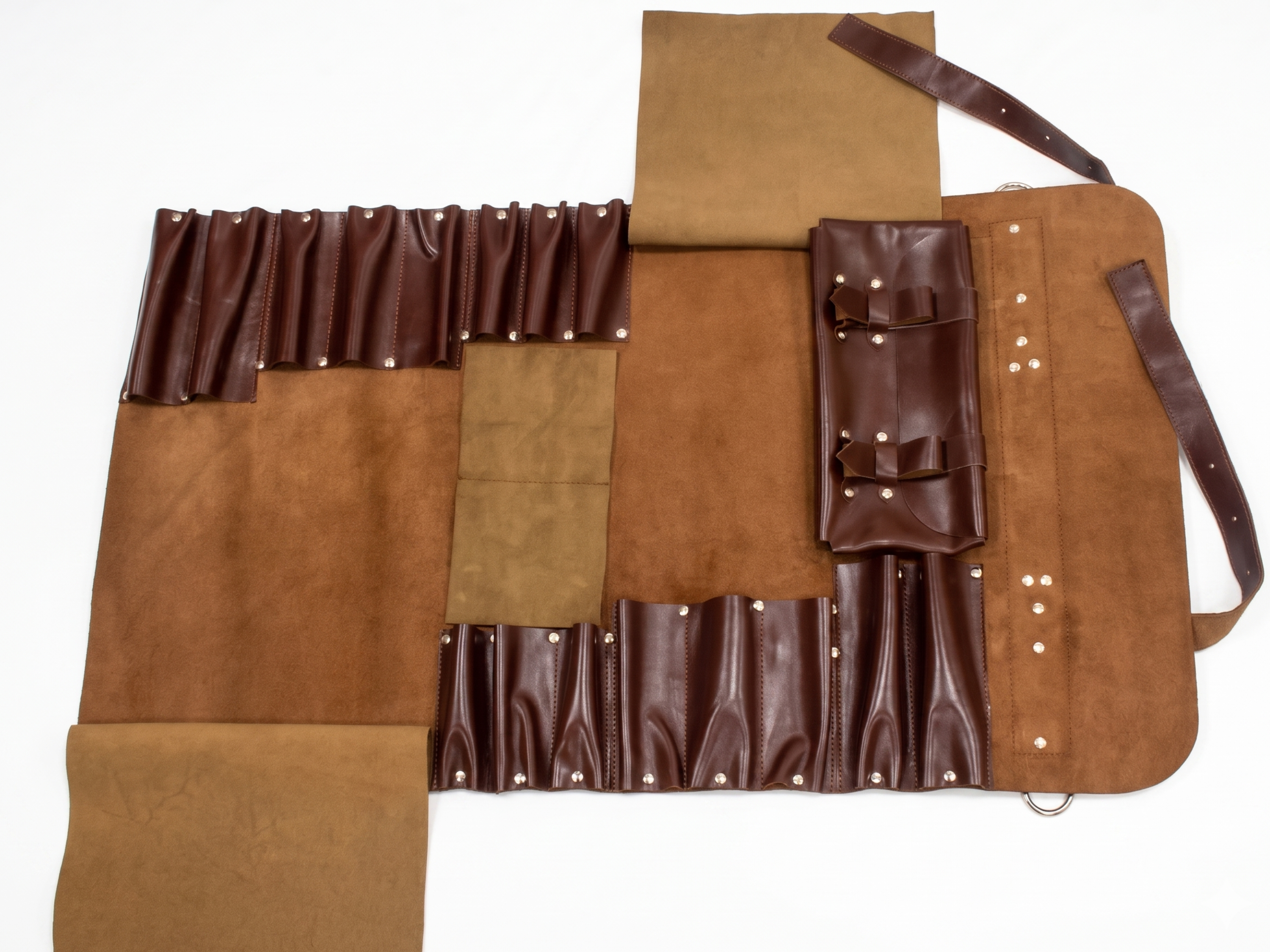 Premium Brown Leather Chef Roll – 16-Slot Knife Holder, Portable Cutlery Storage, Travel Kitchen Wrap Bag, Gift for Professional Chefs & Culinary Enthusiasts (Copy)