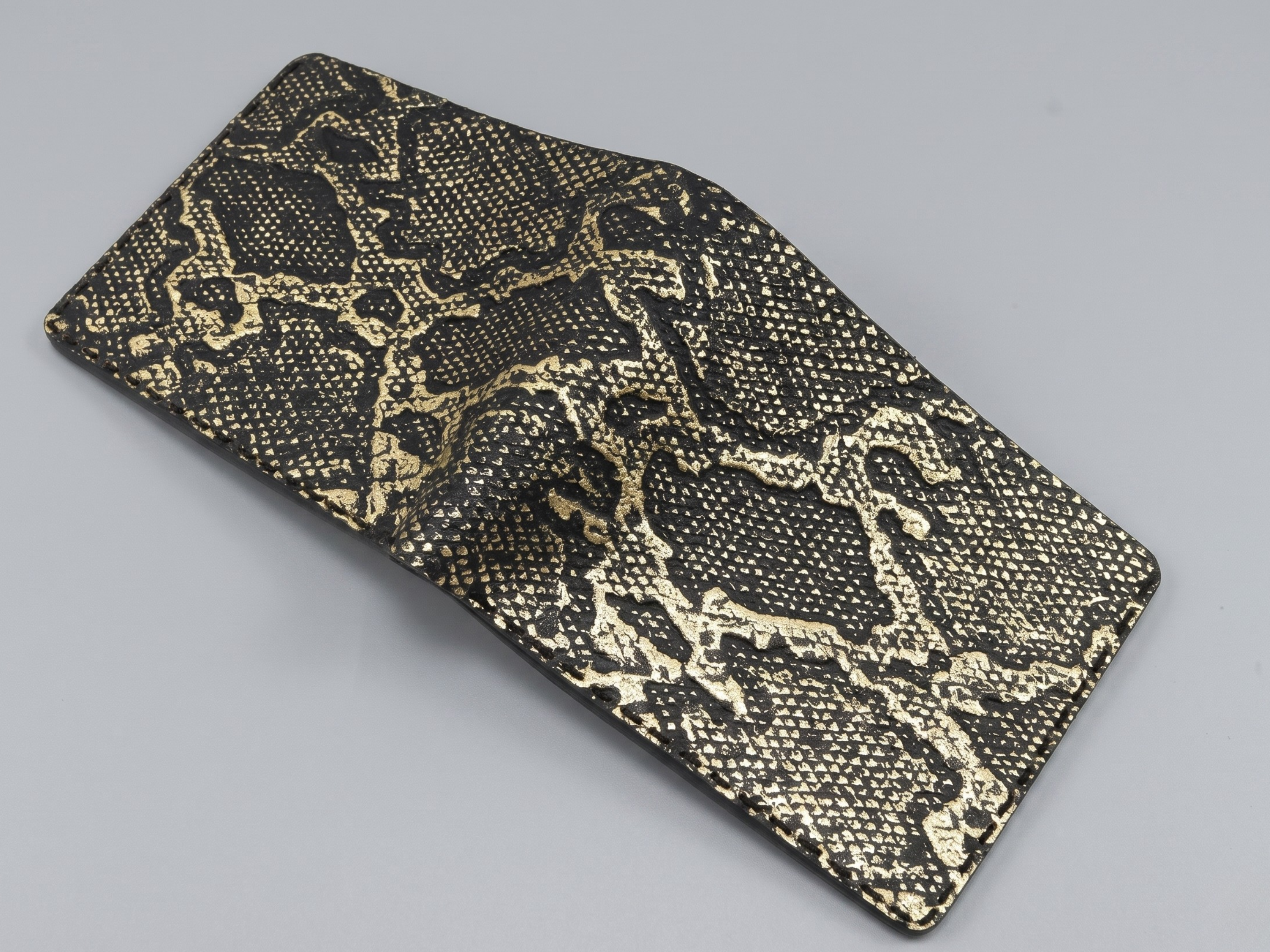 Exotic snake Leather Bifold Wallet for mens slim card holder with matching key chain engraved wallets anniversary gifts for him