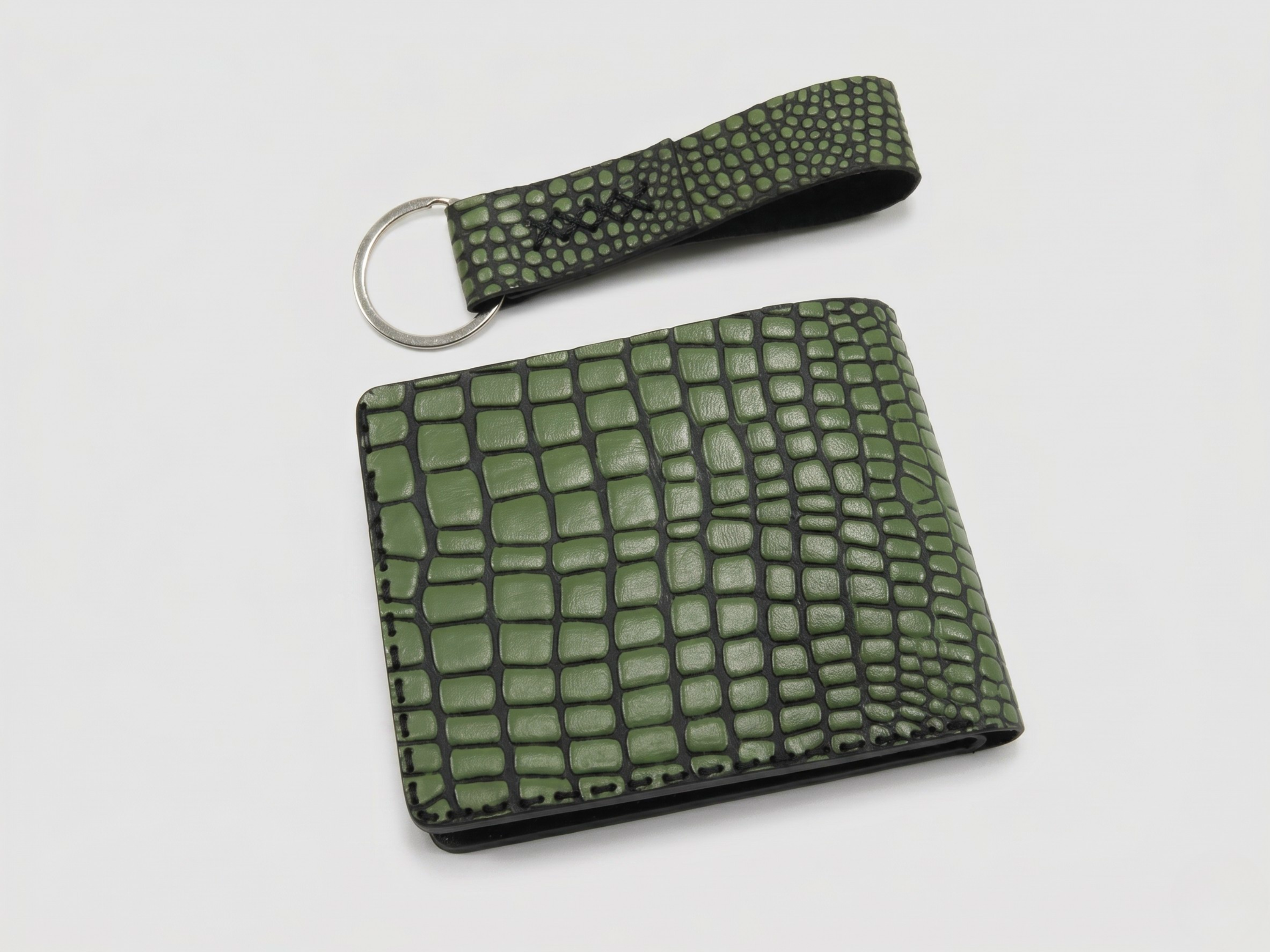 Engraved premium handmade crocodile leather wallets with bifold card holder exotic wallets dad gifts for him
