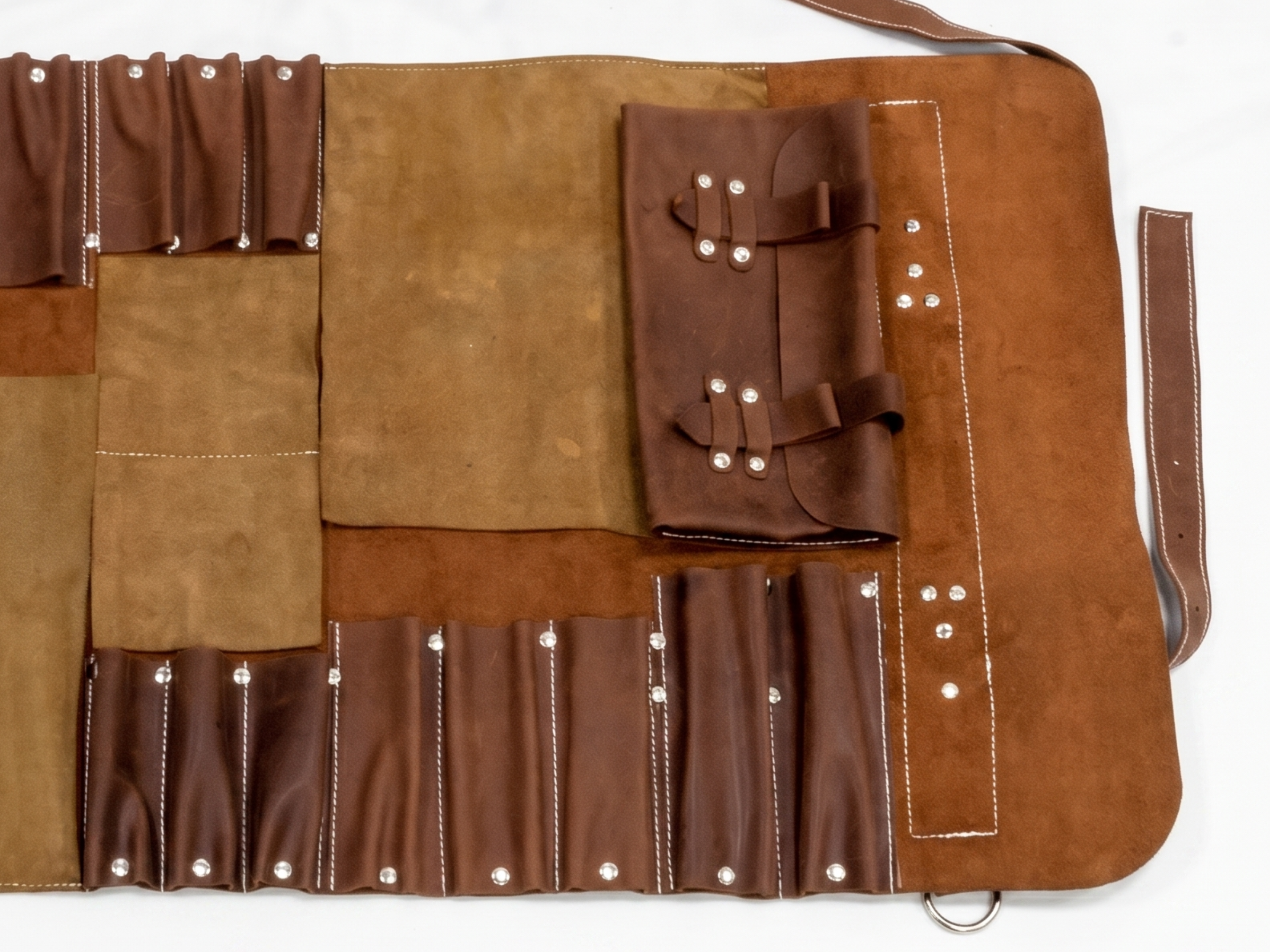 Premium  Brown Leather Chef Roll – 16-Slot Knife Holder, Portable Cutlery Storage, Travel Kitchen Wrap Bag, Gift for Professional Chefs & Culinary Enthusiasts