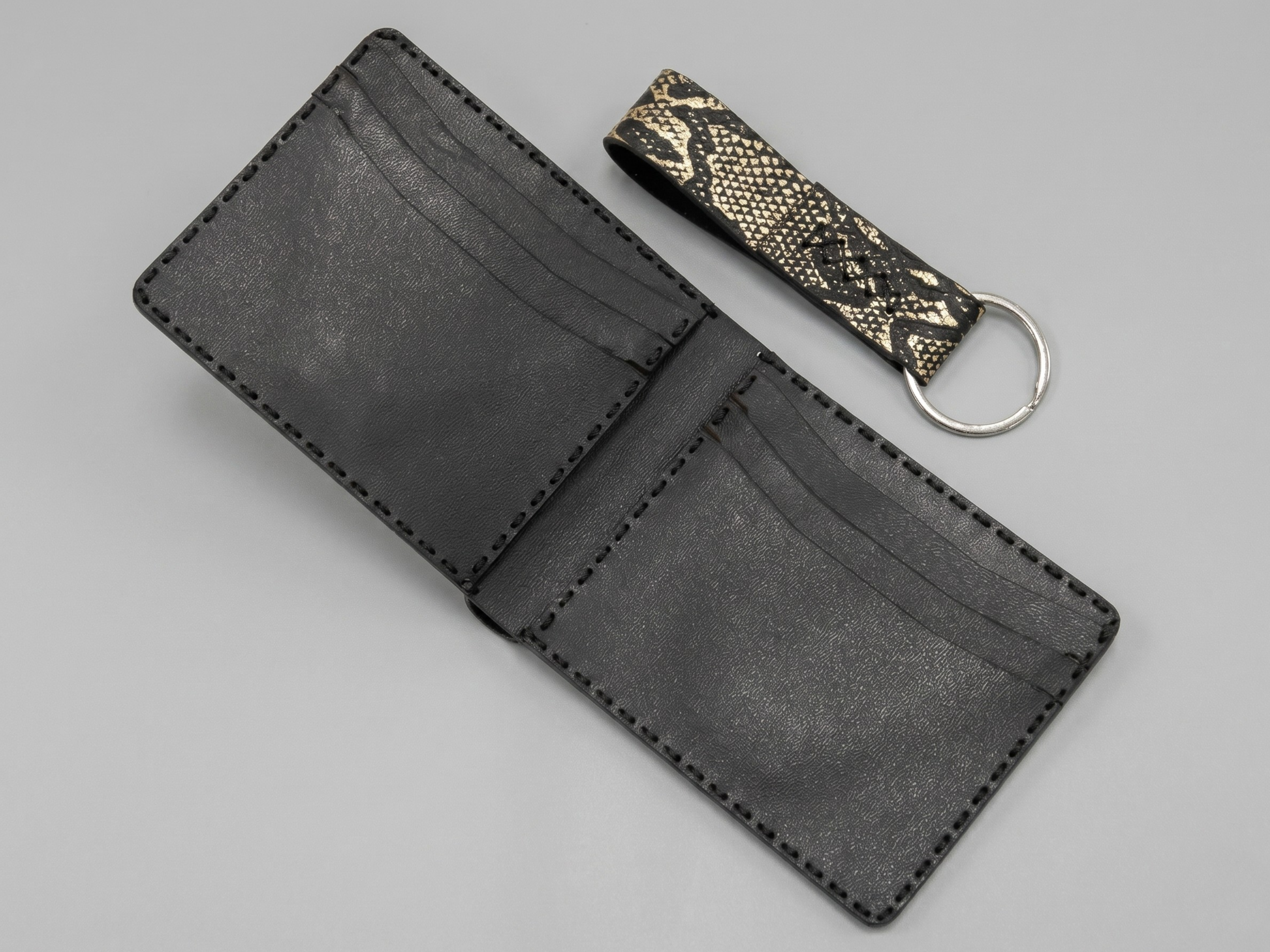 Exotic snake Leather Bifold Wallet for mens slim card holder with matching key chain engraved wallets anniversary gifts for him