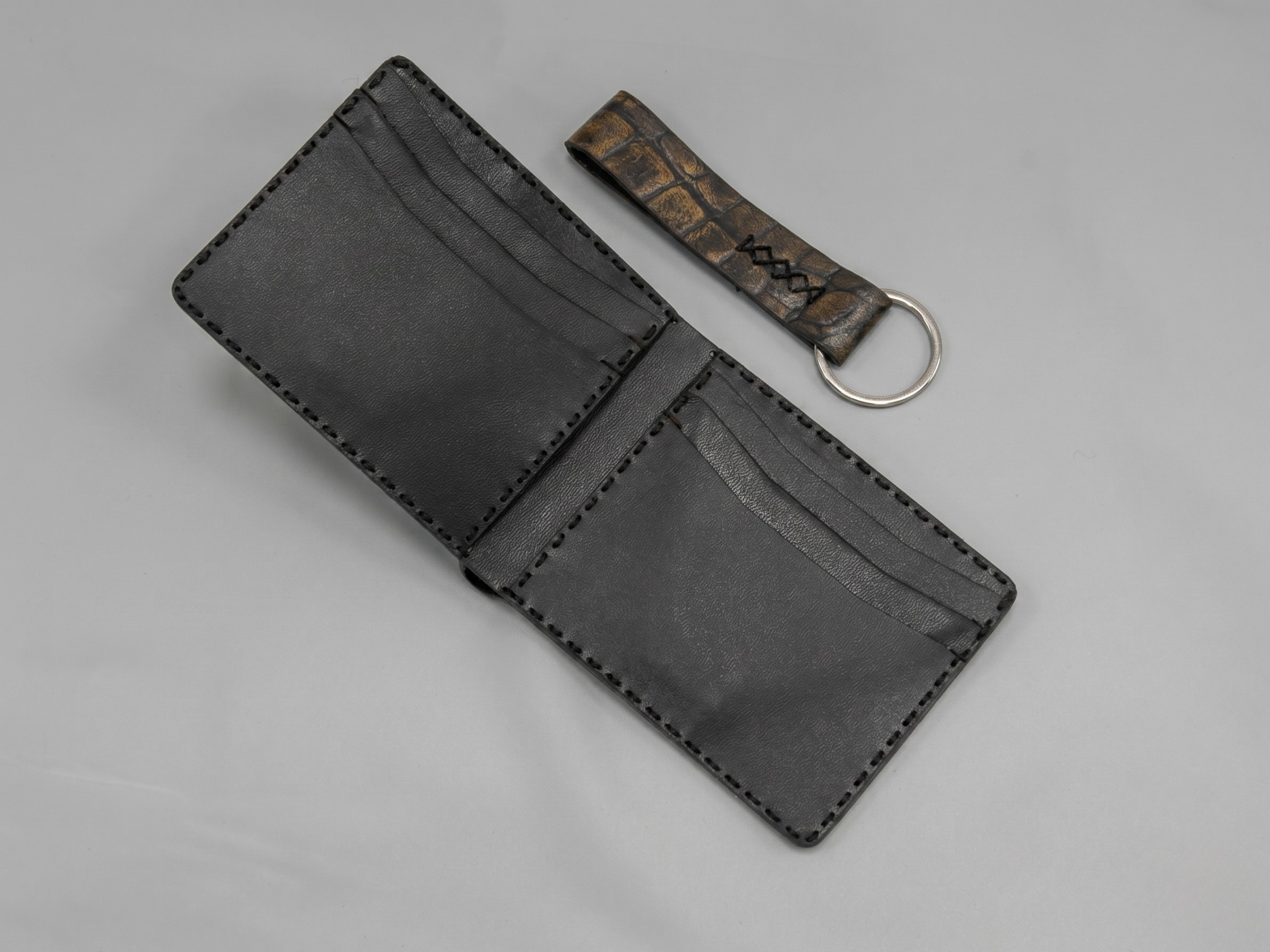 Customized handmade crocodile leather wallet for mens boyfriend gift bifold slim card holder engraved wallets birthday gifts for him