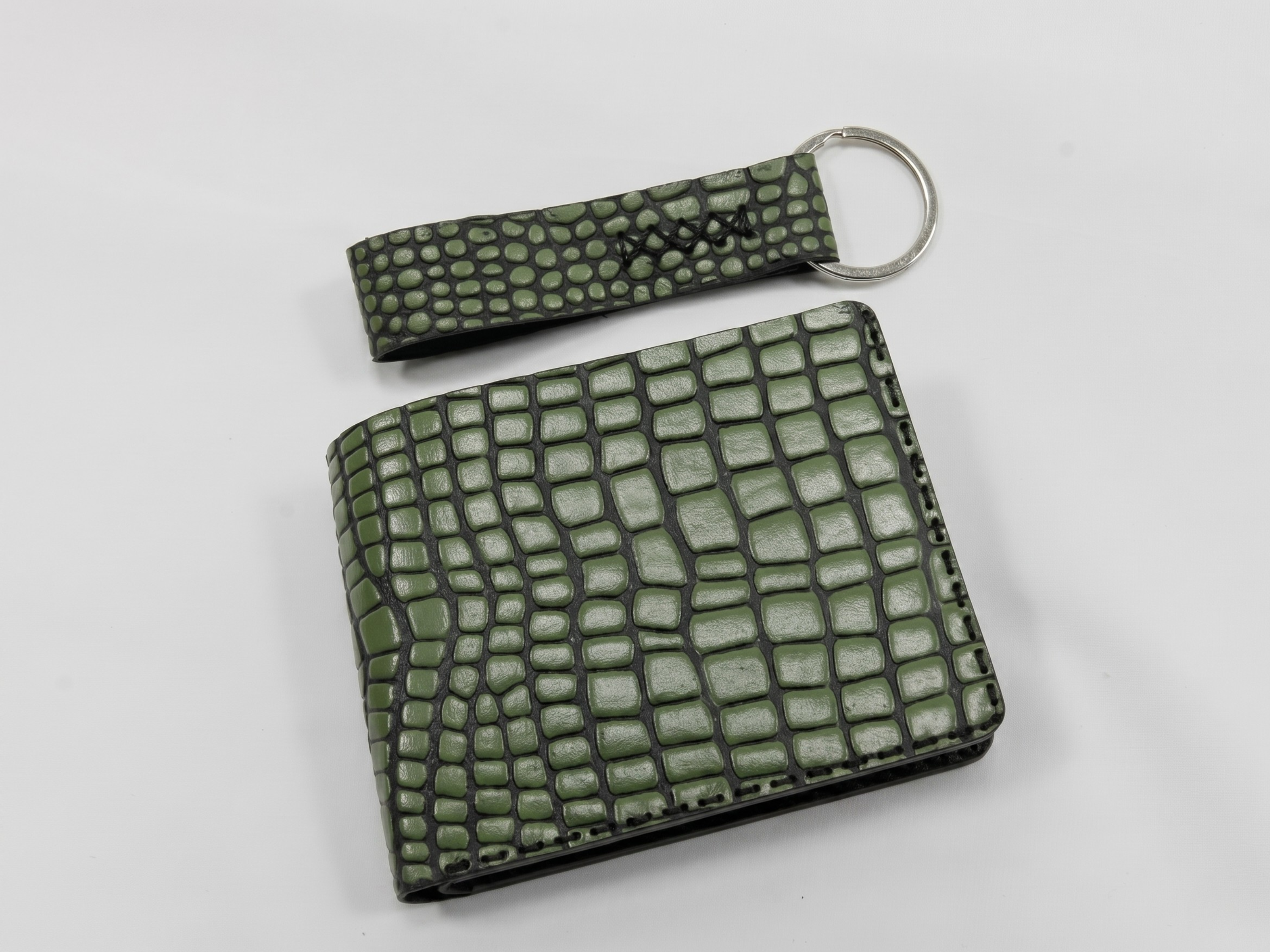 Engraved premium handmade crocodile leather wallets with bifold card holder exotic wallets dad gifts for him