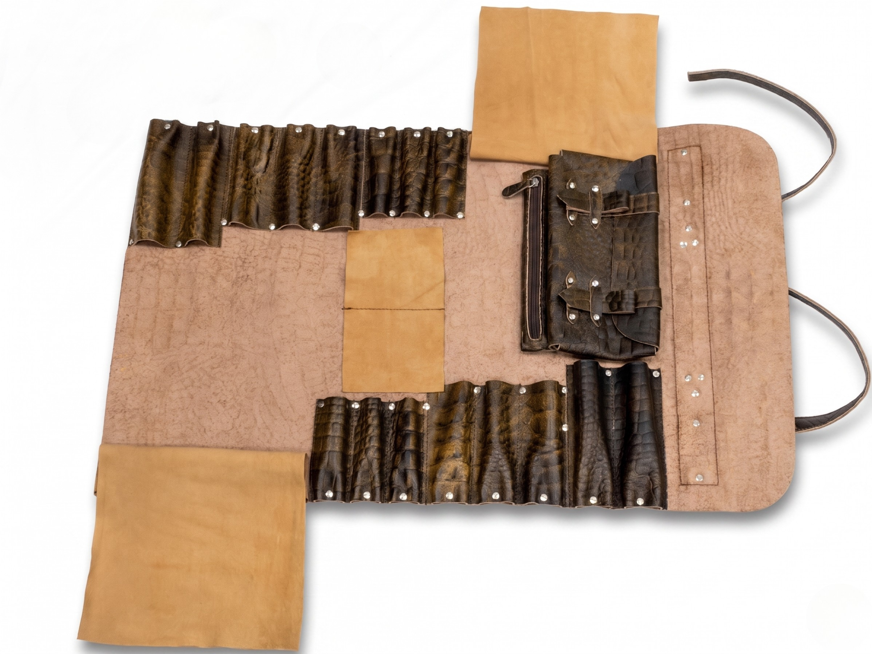Premium Crocodile Leather Chef Roll – 16-Slot Knife Holder, Portable Cutlery Storage, Travel Kitchen Wrap Bag, Gift for Professional Chefs & Cooking Enthusiasts