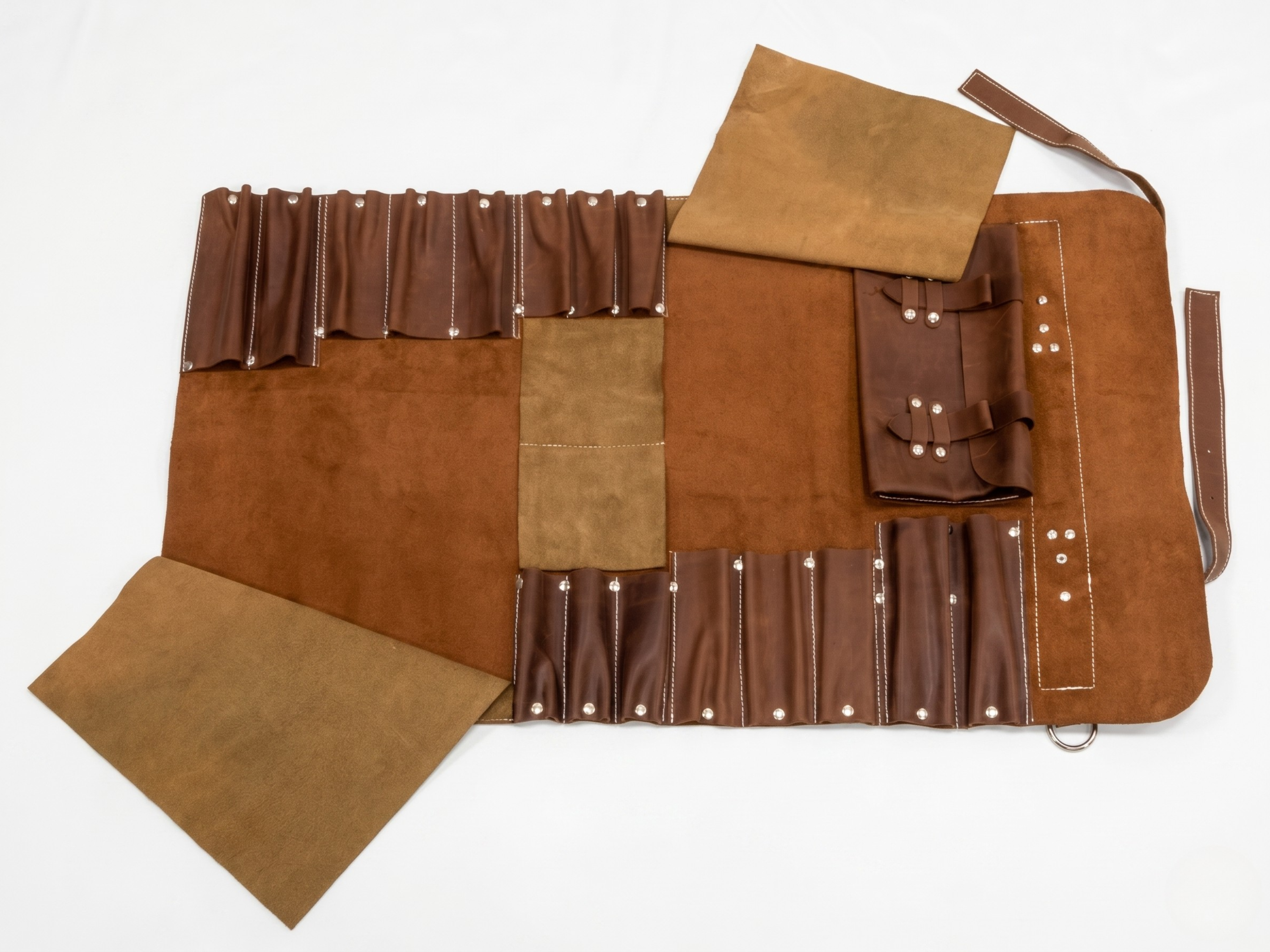 Premium  Brown Leather Chef Roll – 16-Slot Knife Holder, Portable Cutlery Storage, Travel Kitchen Wrap Bag, Gift for Professional Chefs & Culinary Enthusiasts