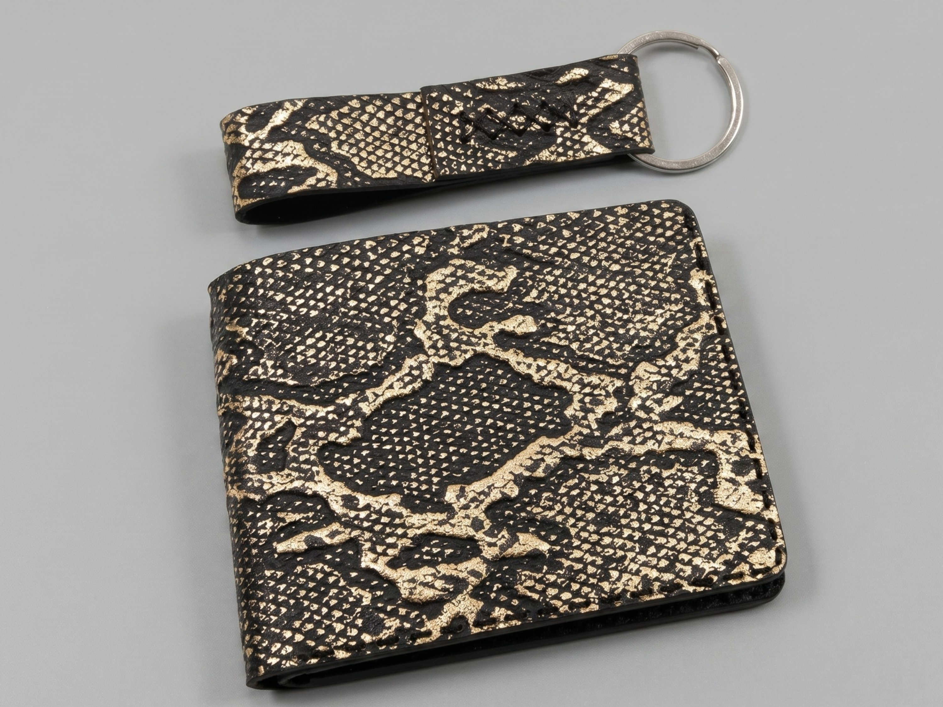 Exotic snake Leather Bifold Wallet for mens slim card holder with matching key chain engraved wallets anniversary gifts for him