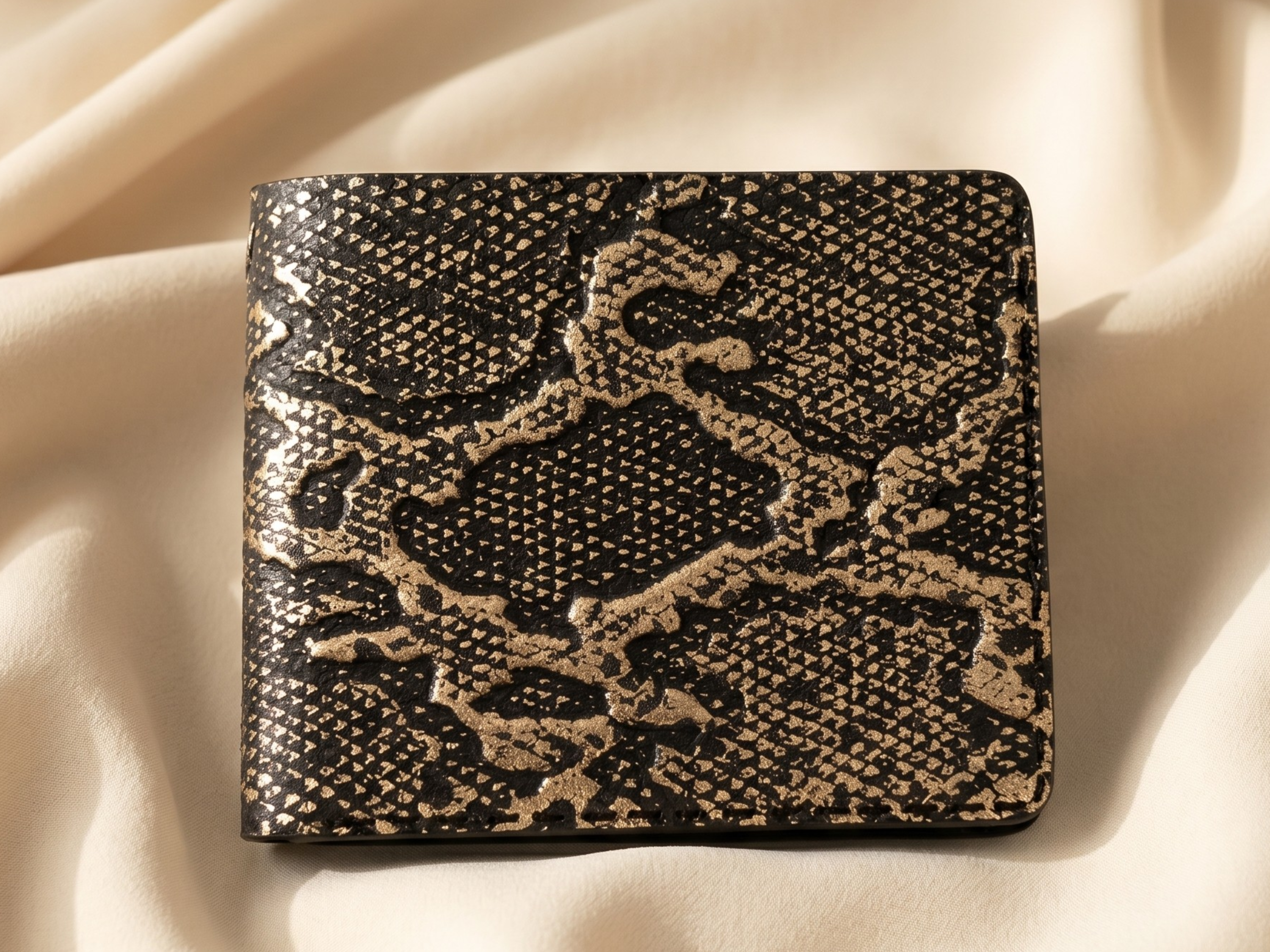 Exotic snake Leather Bifold Wallet for mens slim card holder with matching key chain engraved wallets anniversary gifts for him