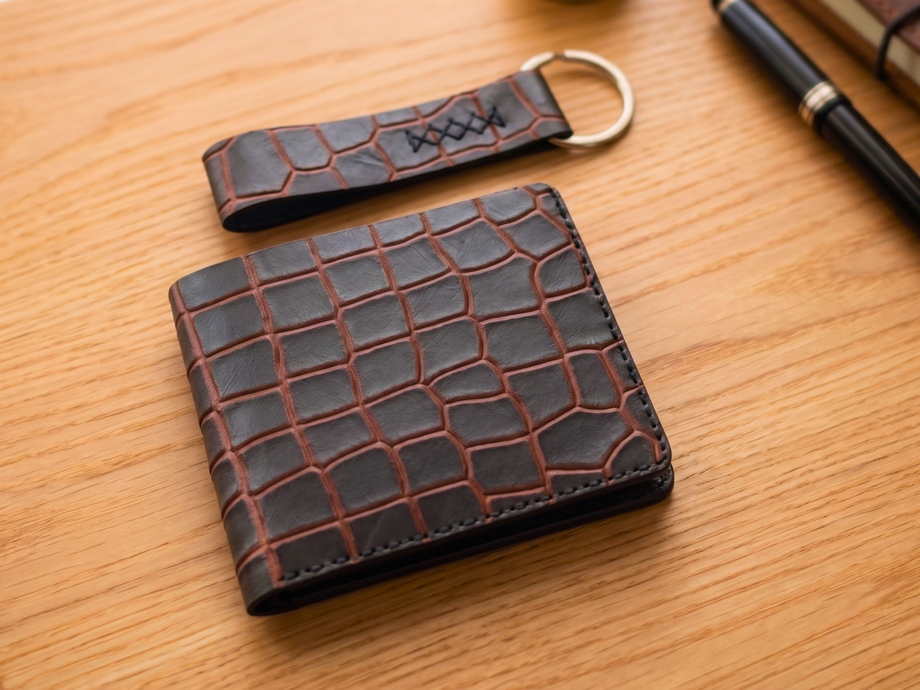 Premium crocodile leather wallets with key chain handmade wallets bifold slim card holder exotic wallets professional gifts for him