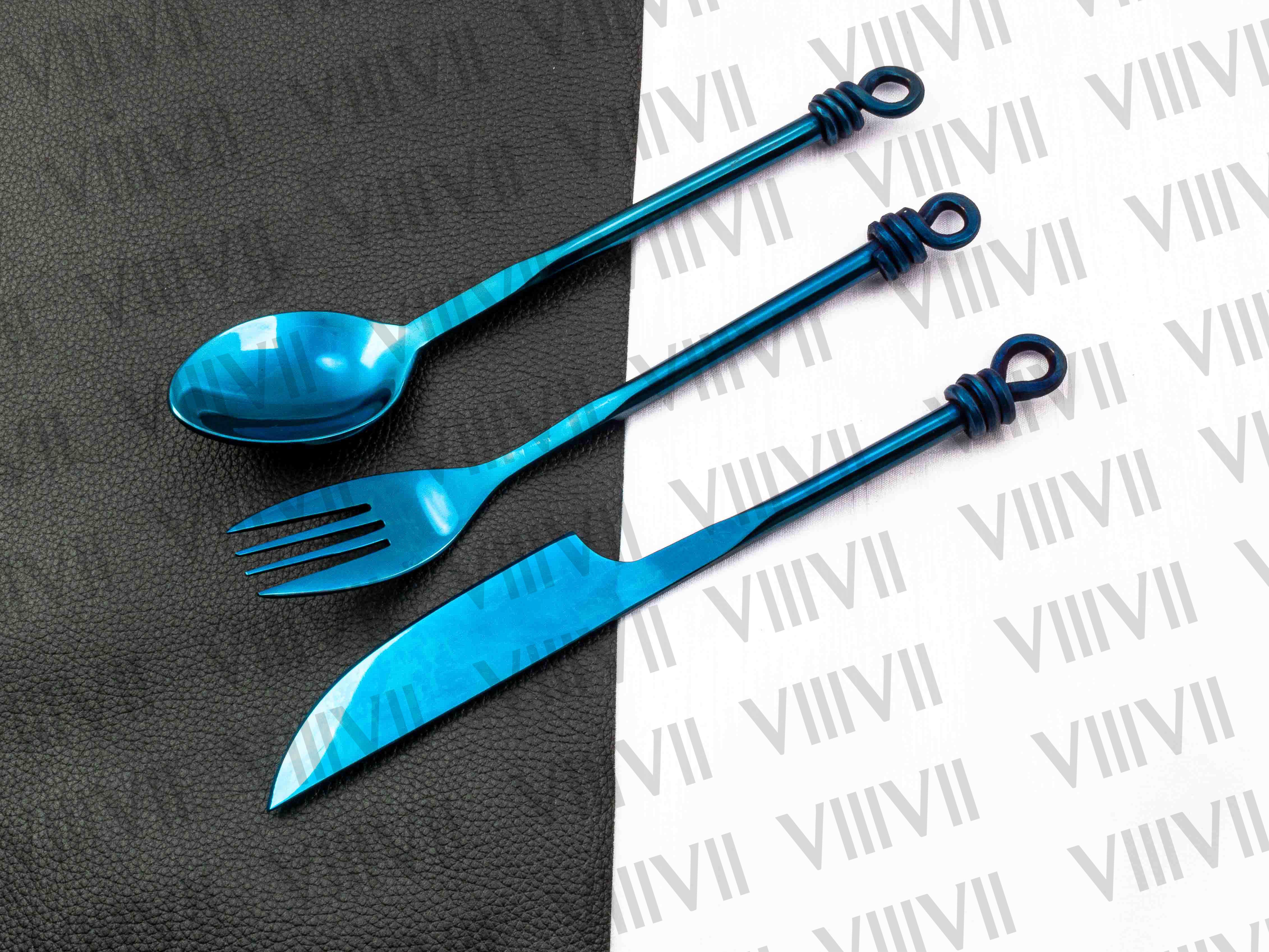 Viking cutlery set hand forged in medieval knot work style in Blue color and Aniline leather sheath