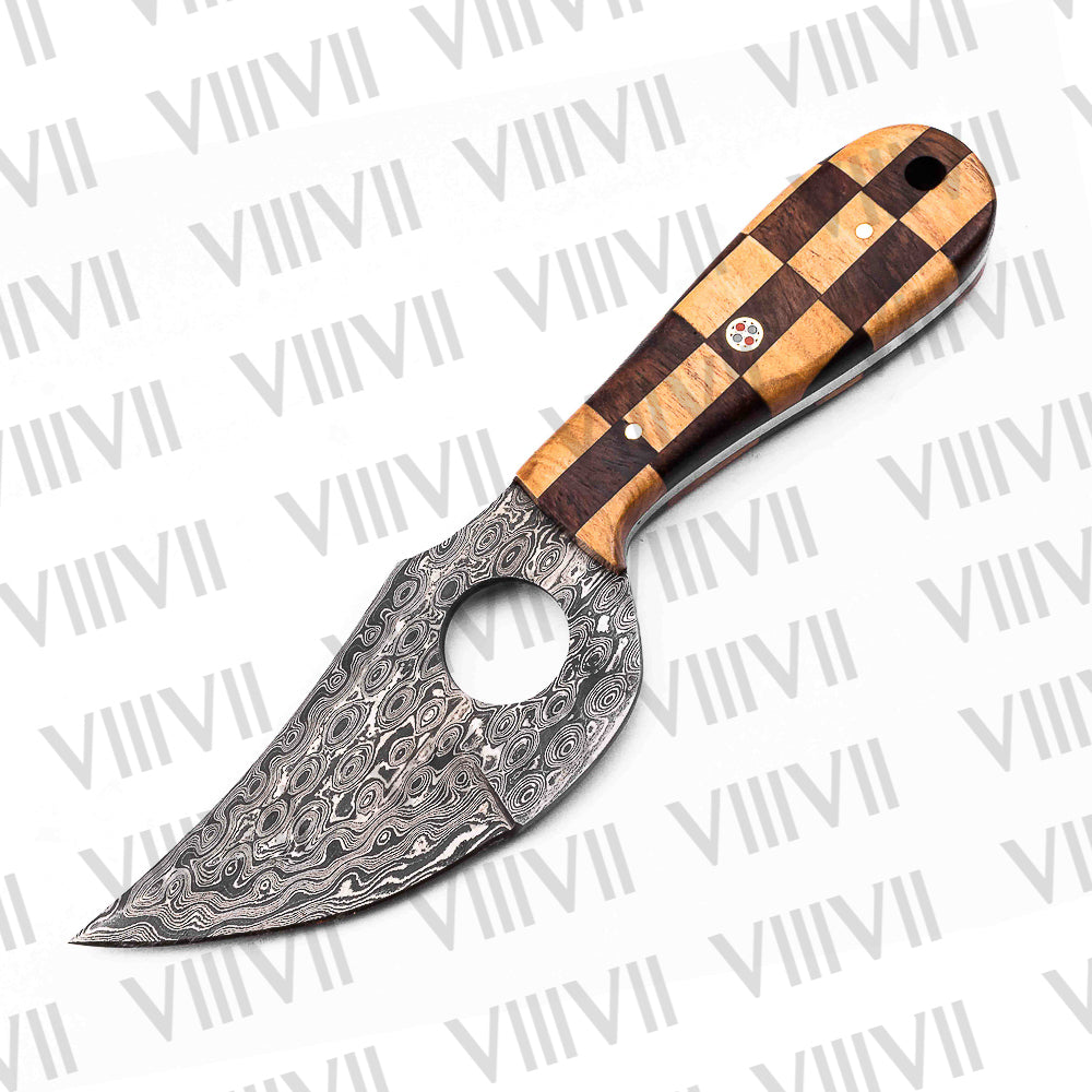 Damascus Steel Hunting Knife – Rosewood & Ashwood Chess Handle | Hand Forged Full Tang Knife for Outdoor Use & Gift for Him