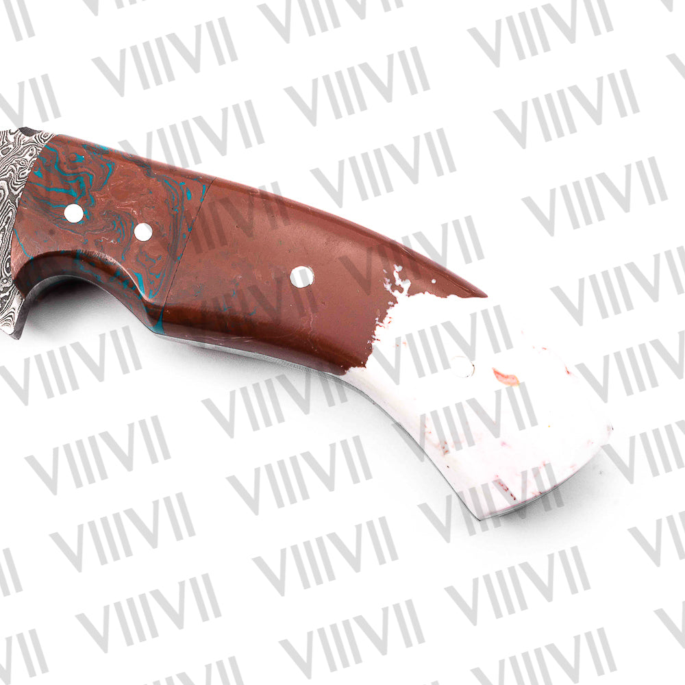 Damascus Steel Hunting Knife – Brown & White Resin Handle | Hand Forged Full Tang Blade for Camping, Survival & Gift