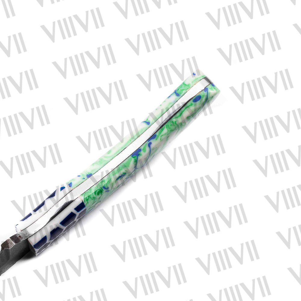 Damascus Steel Gut Hook Hunting Knife – Resin Handle | Hand Forged Full Tang Knife for Camping & Outdoor Gift