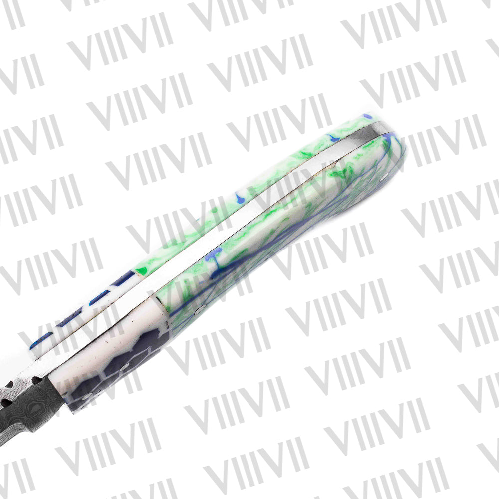 Damascus Steel Gut Hook Hunting Knife – Resin Handle | Hand Forged Full Tang Knife for Camping & Outdoor Gift