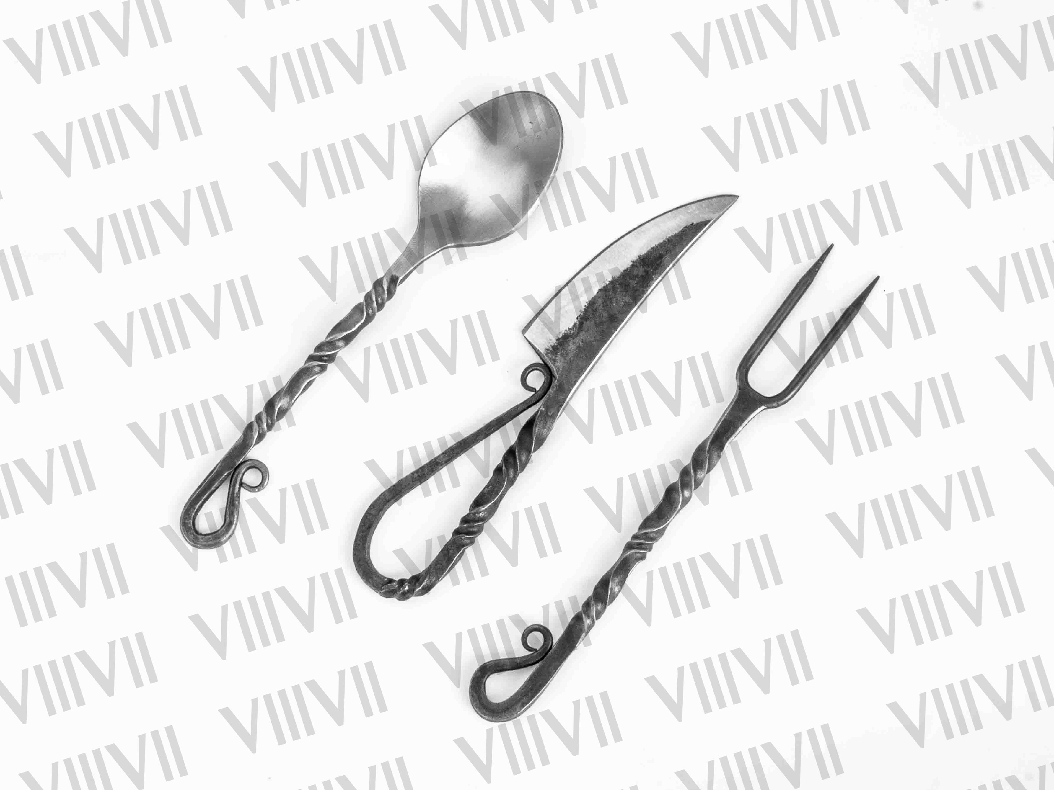 Viking Cutlery set Double twist handle Forged effect finish