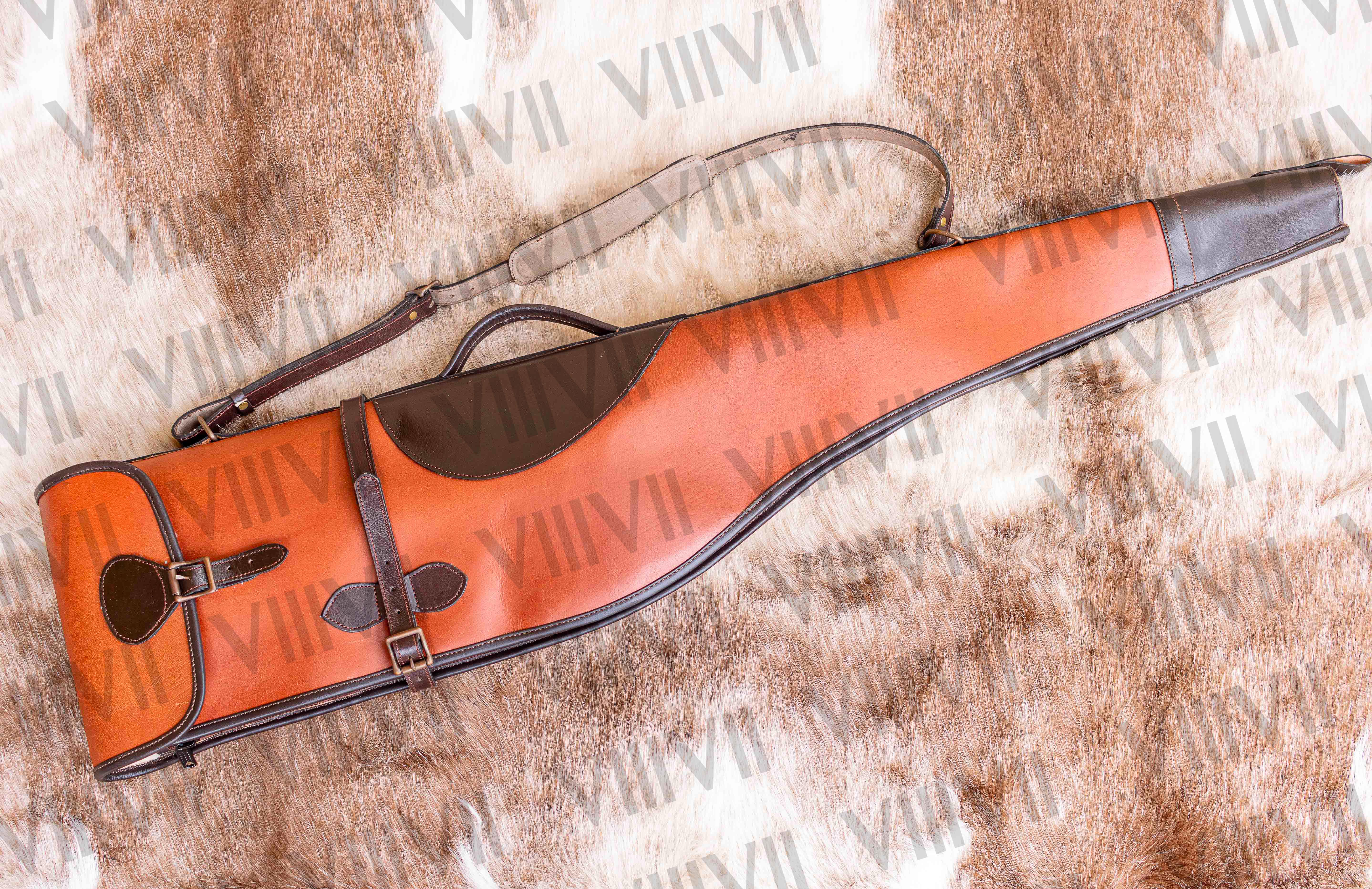 High quality scooped Rifle Carry Case with Genuine leather and fur lining