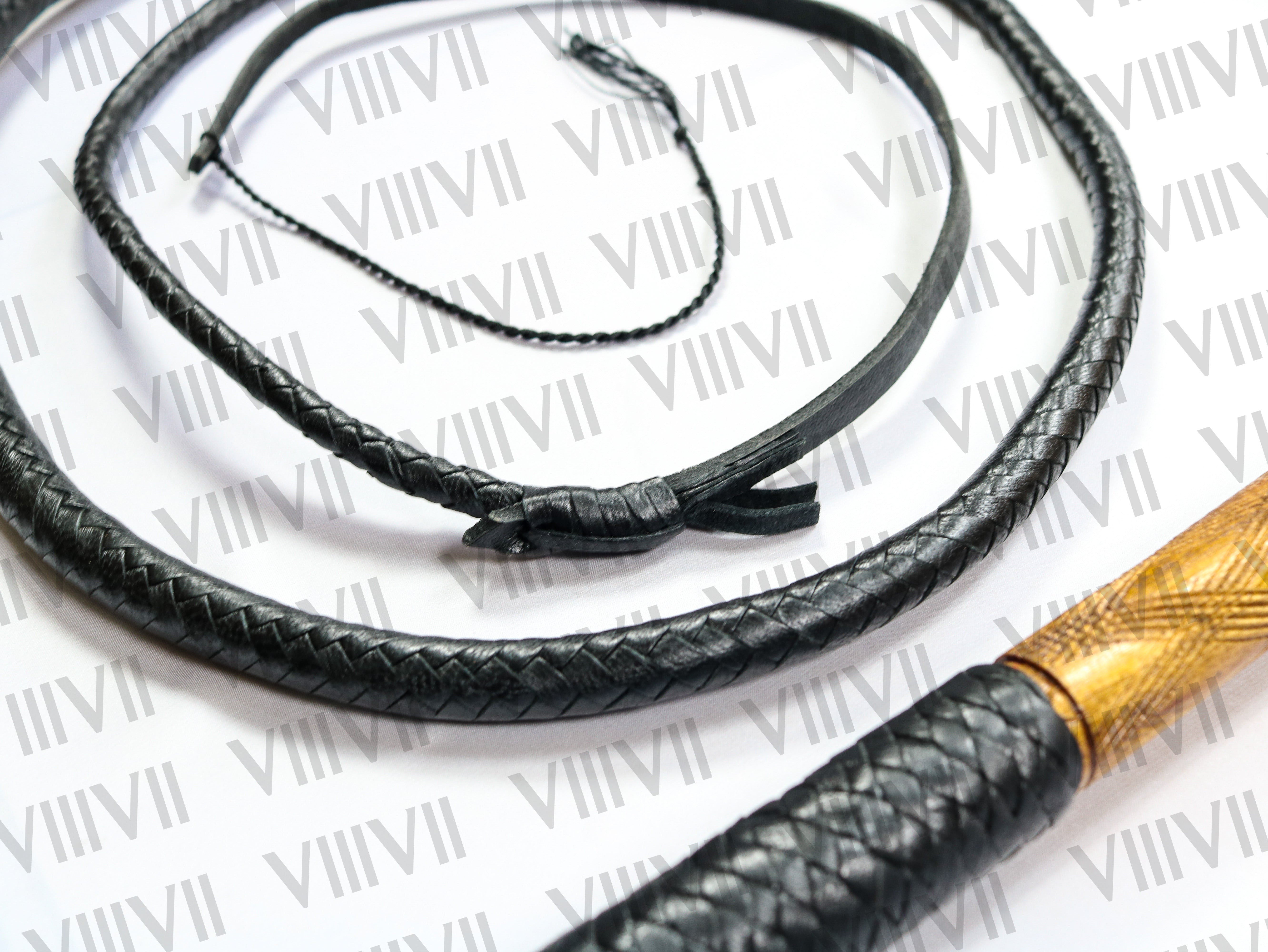 Australian Genuine Leather Stock Whip Black 8ft Long, Bamboo Wood Handle, Handcrafted Cowhide Stock whip, Equestrian & Rodeo Training Whip