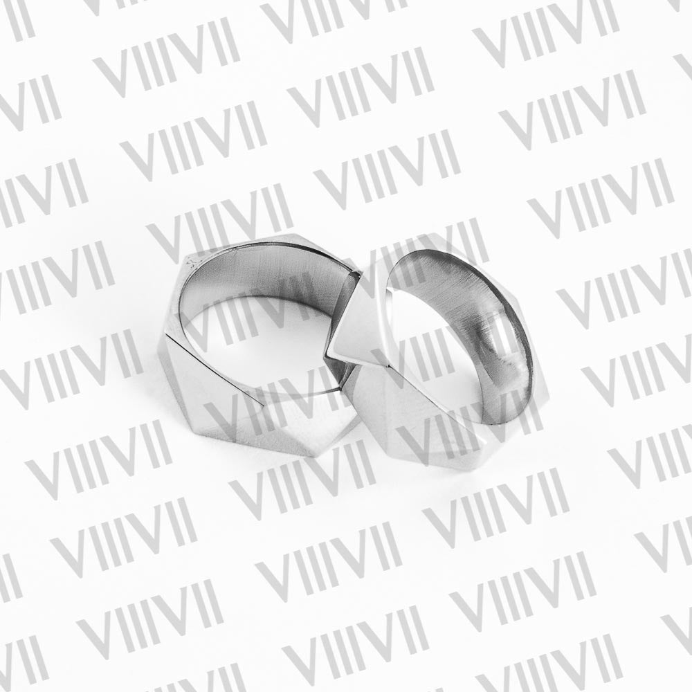 Tri facet stainless steel ring high polished finish with beautiful rosewood box