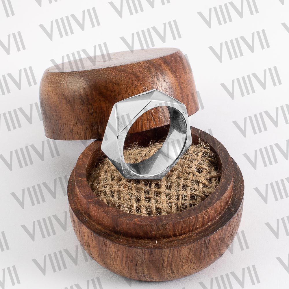 Tri facet stainless steel ring high polished finish with beautiful rosewood box
