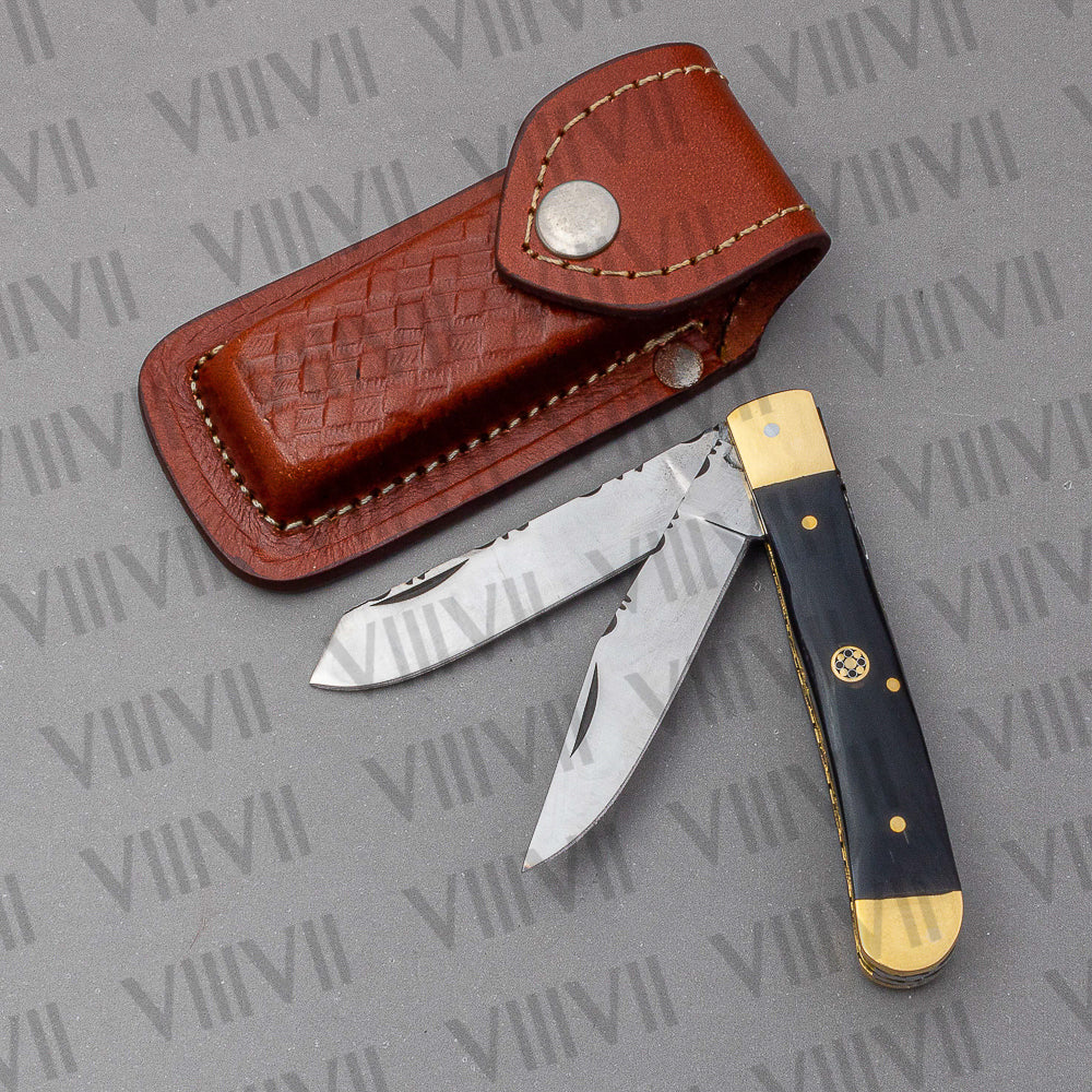 Double Blade Pocket Knife with Bull Horn Handle | Trapper Knife with Spey & Clip Point Blades – Gift Box or Leather Sheath Option