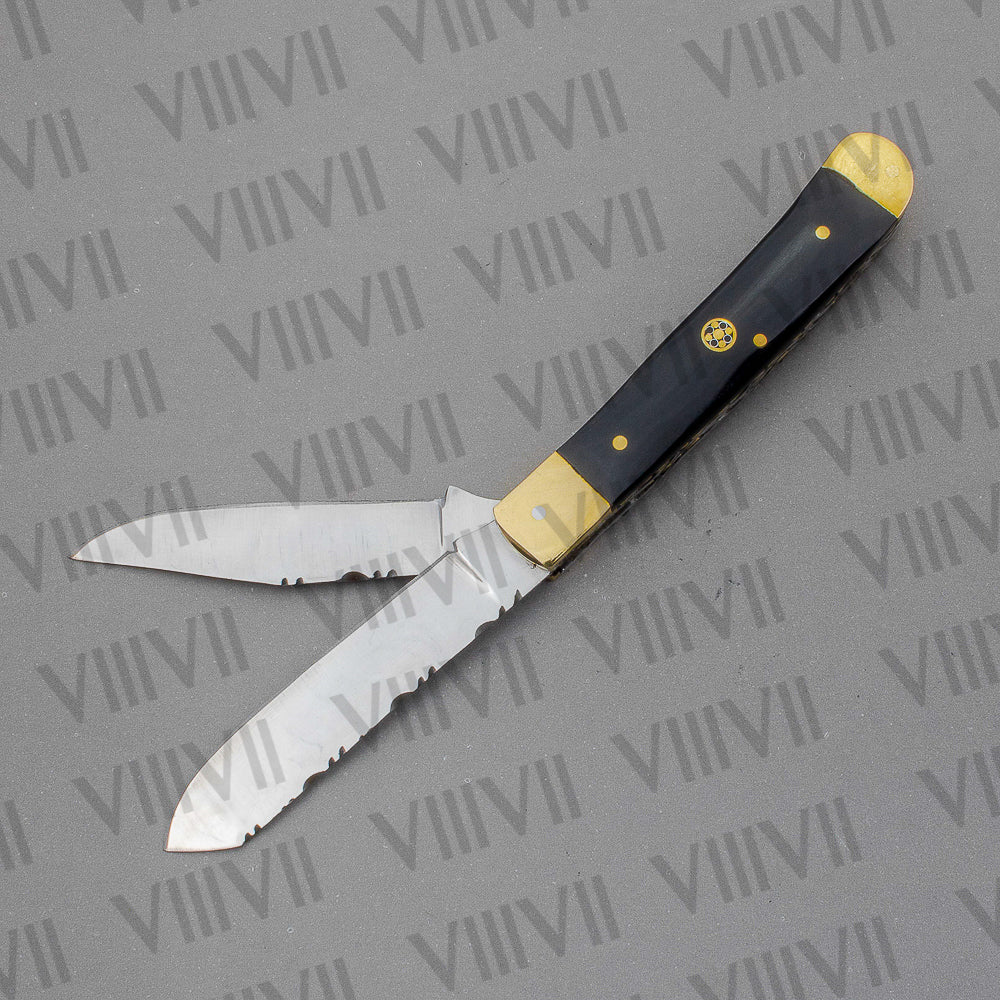 Double Blade Pocket Knife with Bull Horn Handle | Trapper Knife with Spey & Clip Point Blades – Gift Box or Leather Sheath Option
