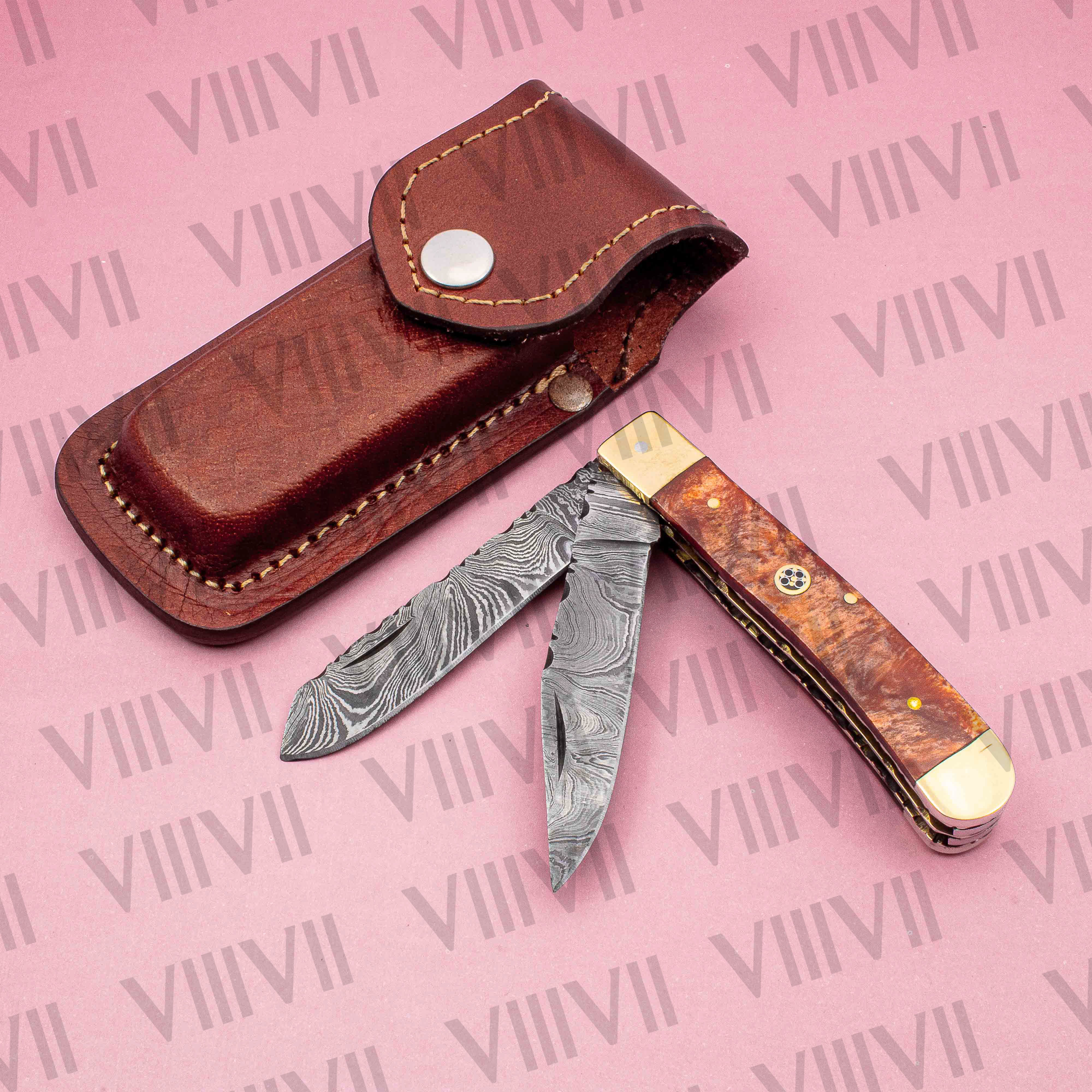 Double Blade Damascus Pocket Knife with Orange Resin Handle | Trapper Folding Knife with Clip & Spey Blades – Gift Box or Leather Sheath