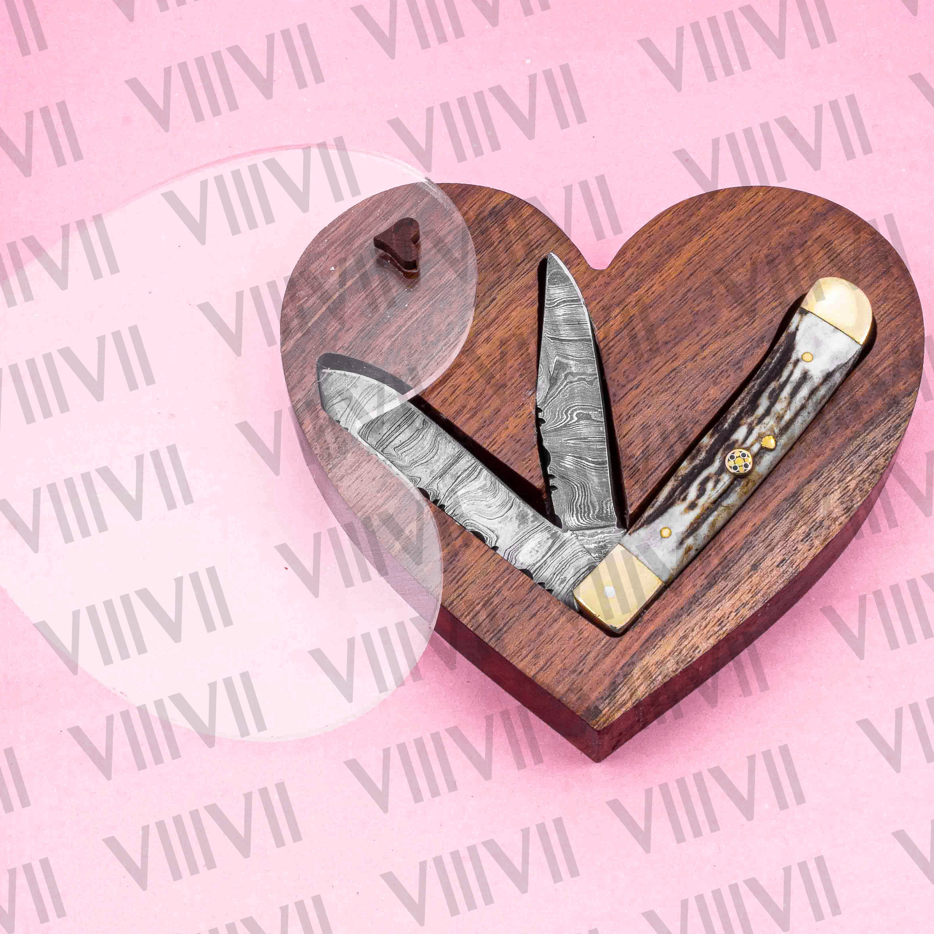 Double Blade Damascus Pocket Knife with Genuine Stag Handle | Trapper Folding Knife with Clip & Spey Blades – Leather Sheath or Gift Box