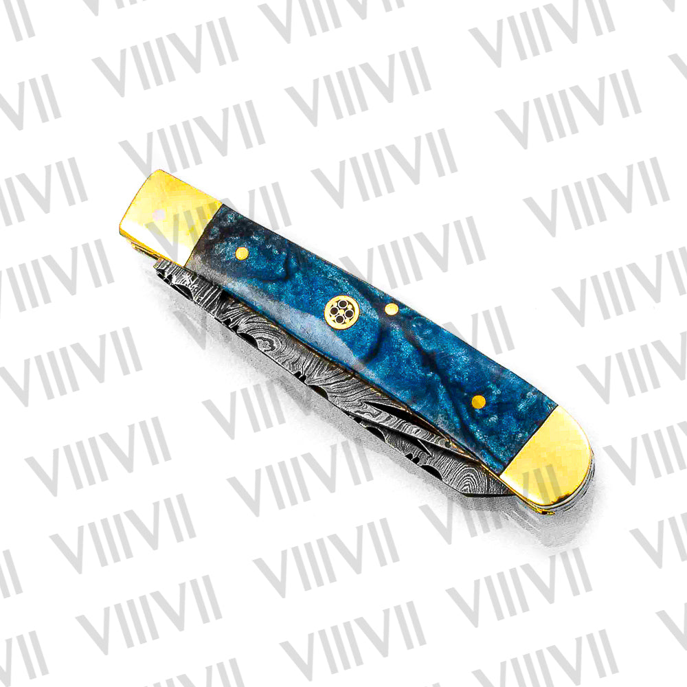 Double Blade Damascus Pocket Knife with Blue Resin Handle | Trapper Folding Knife with Clip & Spey Blades – Gift Box or Leather Sheath