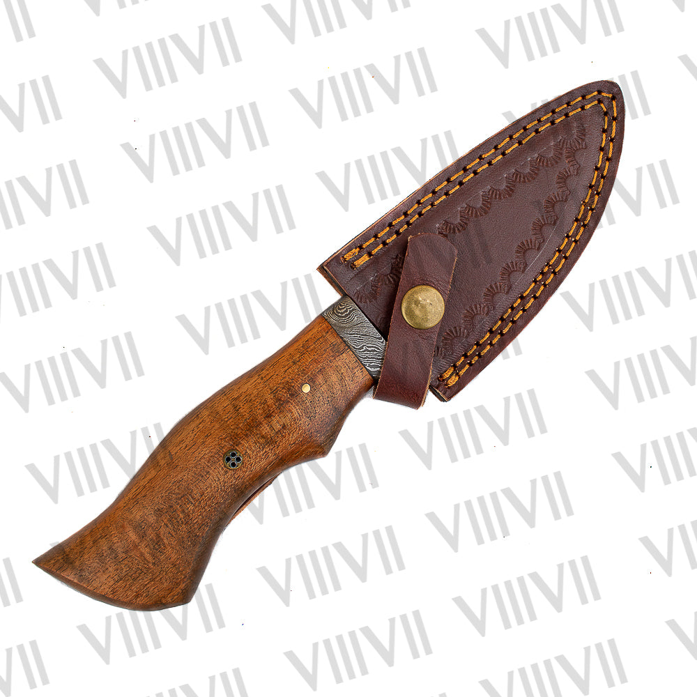 Hand Forged Damascus Steel Hunting Knife – Rosewood Handle & Leather Sheath | Survival & Gift for Outdoor Enthusiasts