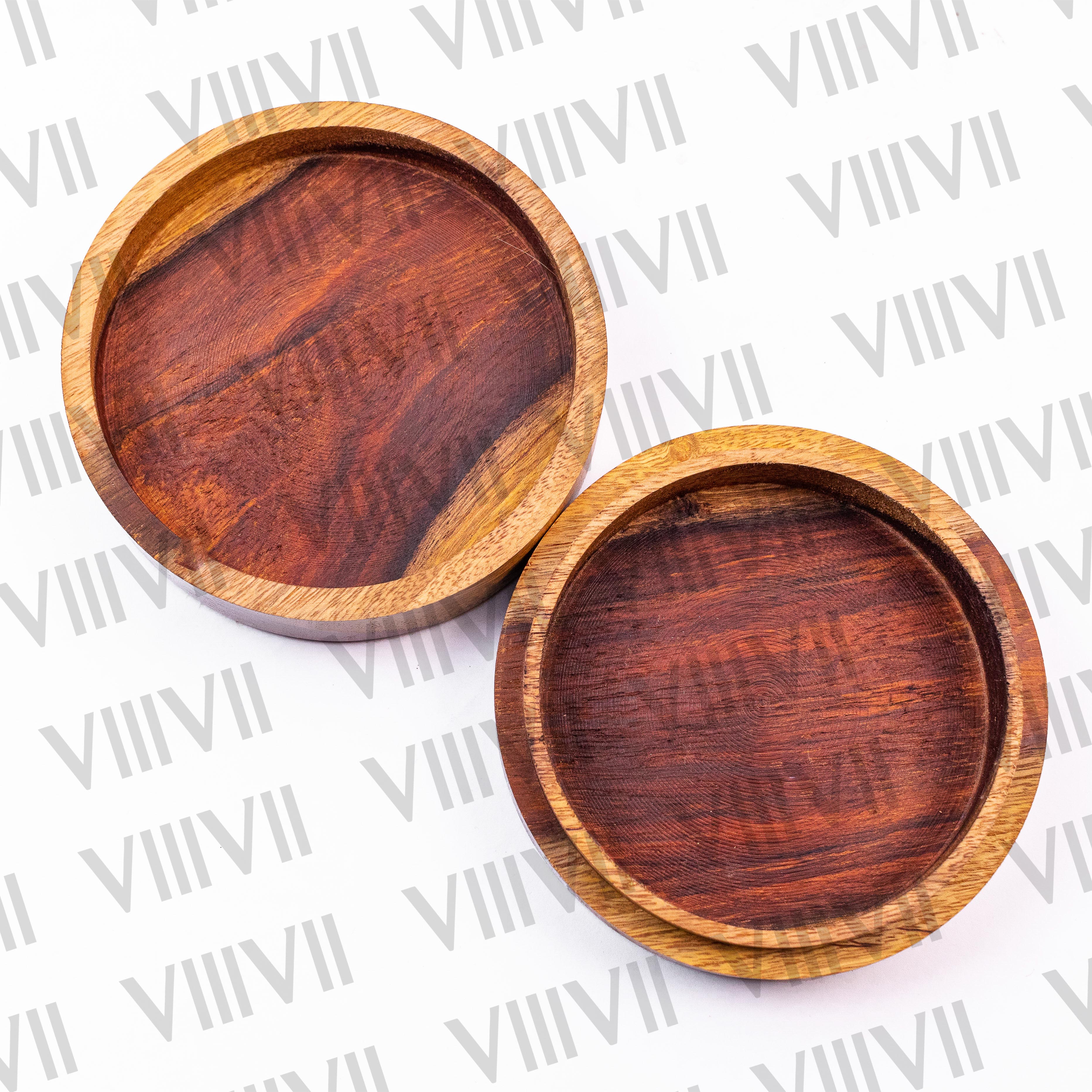 Round rosewood bracelet or pendant box