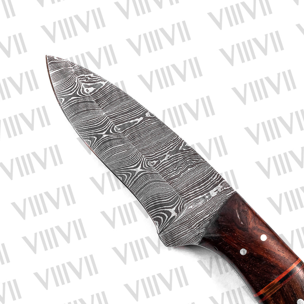 Damascus Steel Hunting Knife with Rosewood Handle – Handmade Skinner Knife for Outdoor Use