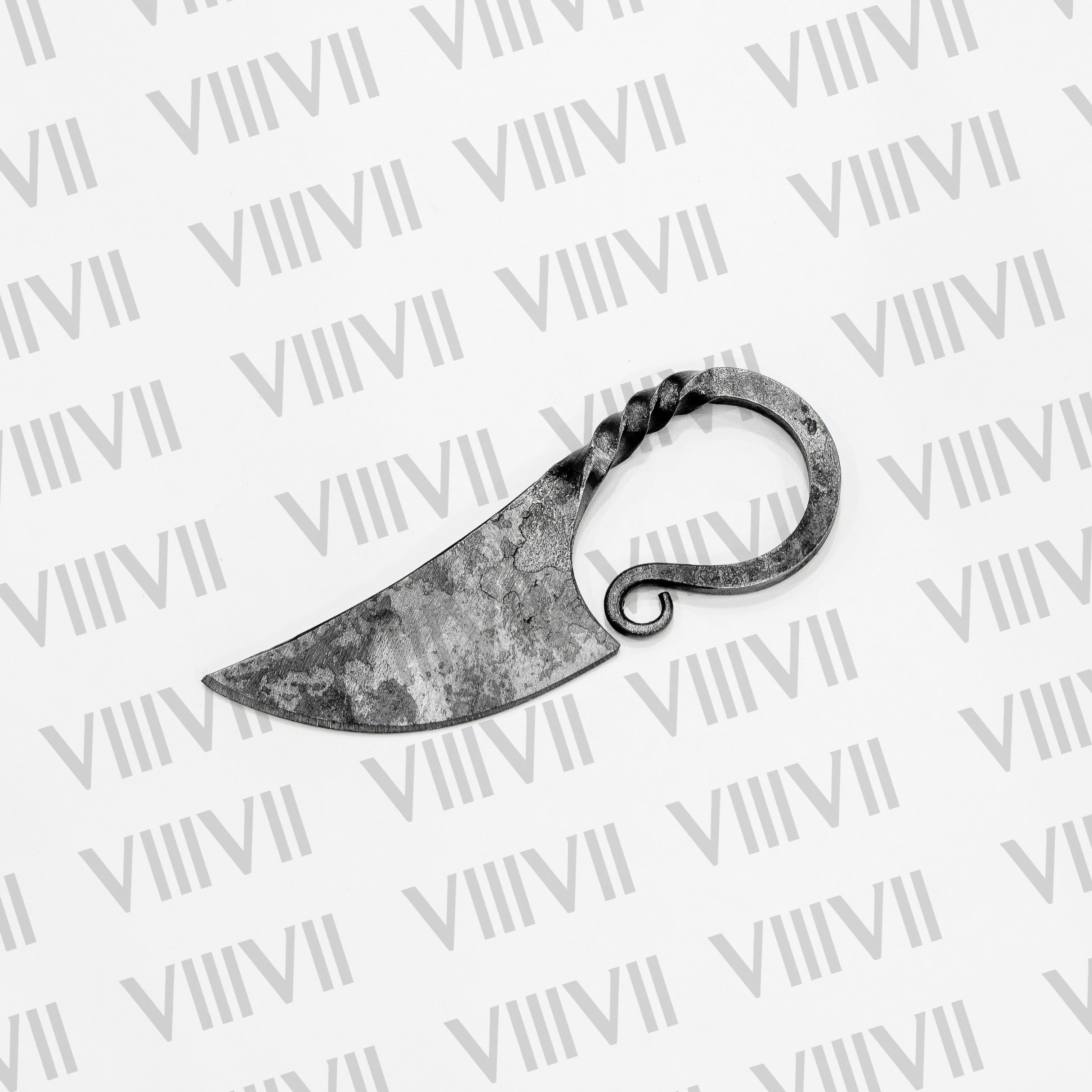 Medieval Neck Knife with Carbon Steel Blade and Genuine Leather Sheath – Perfect for LARP and Reenactments