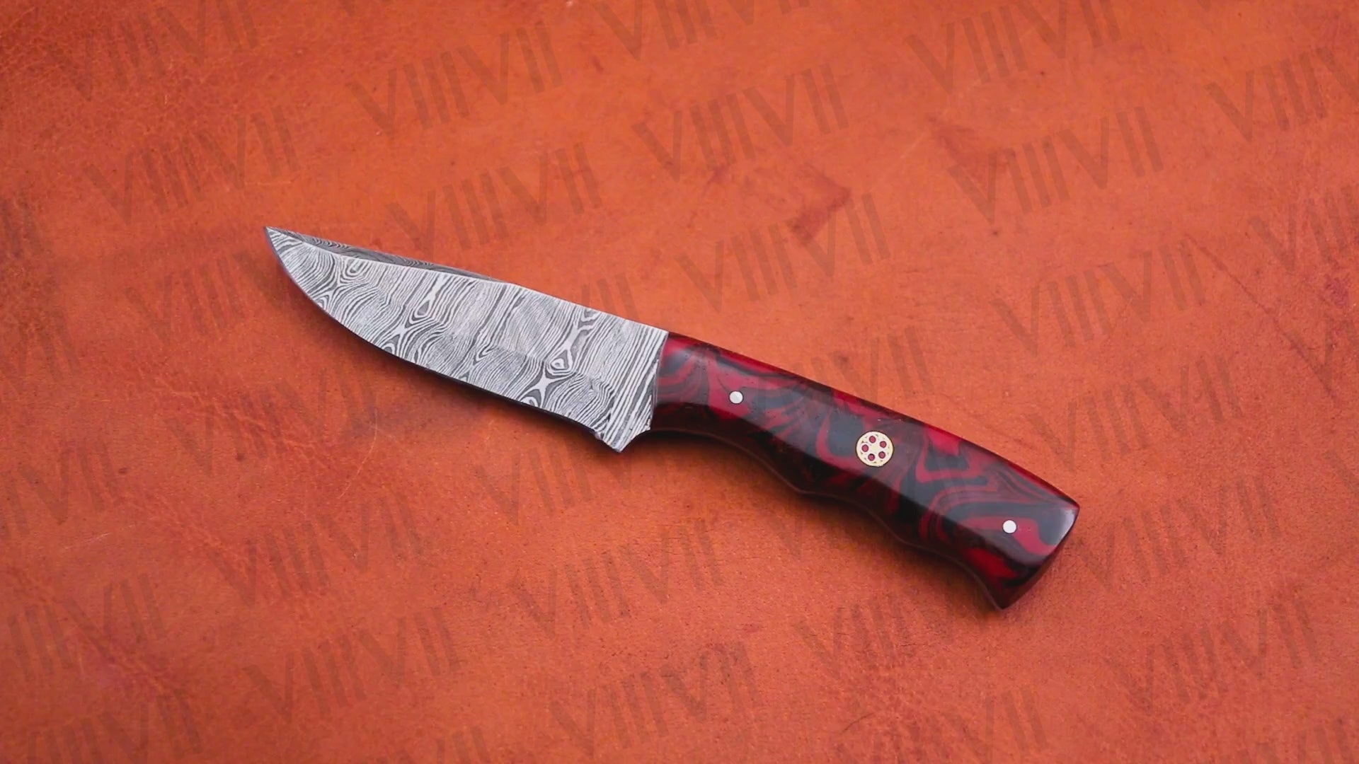 Damascus Steel Skinning Knife – Red Wavy Resin Handle | Hand Forged Full Tang Hunting Knife for Outdoors & Gifting