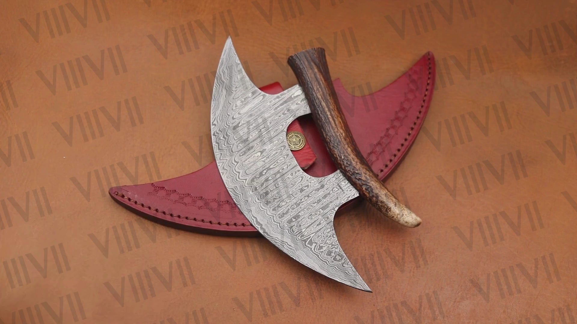 Handmade ULU Knife in Premium Damascus Steel with Antler Handle – Unique Crescent Design