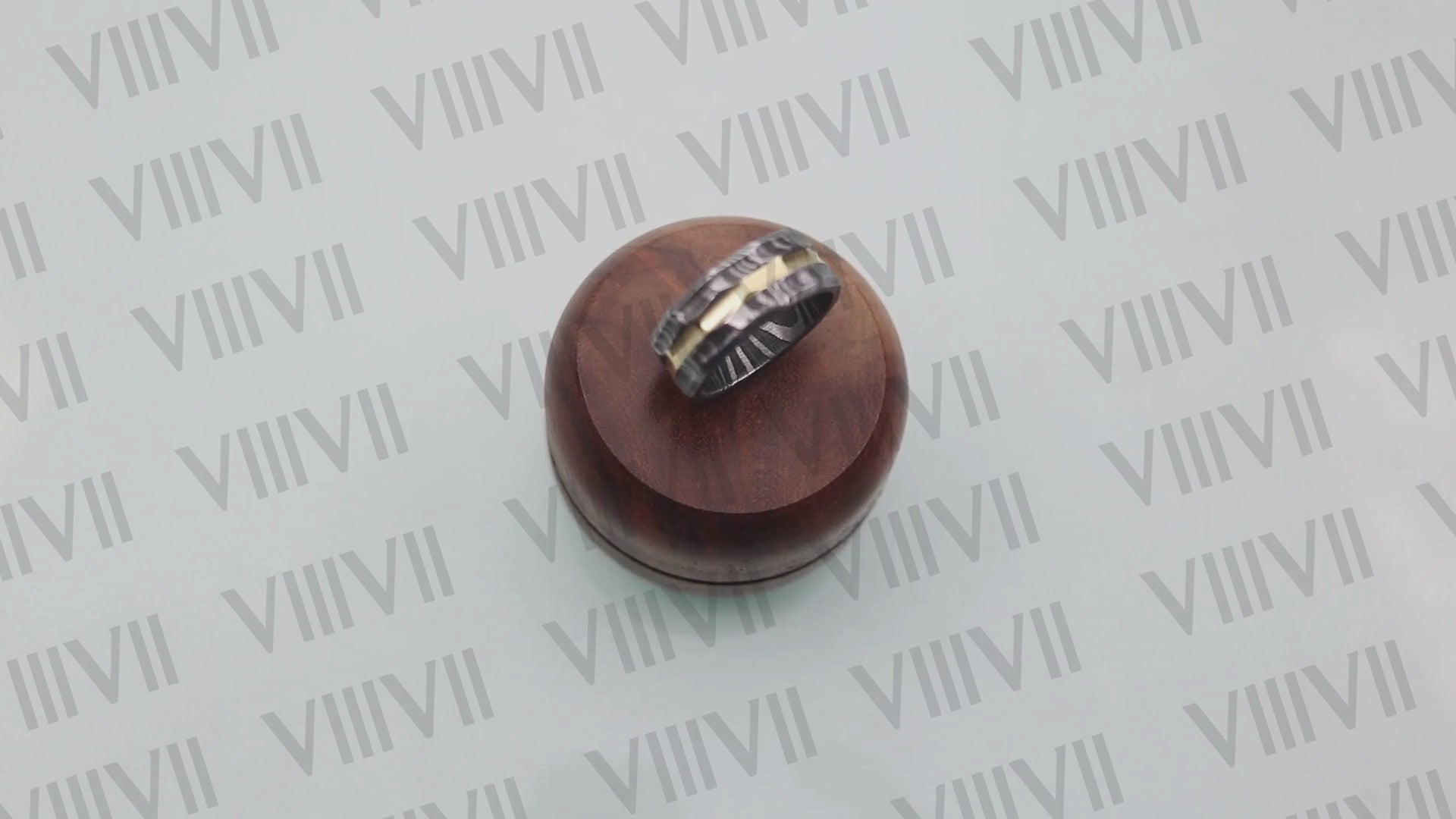 Damascus steel hammered style brass inlay ring with rosewood gift box