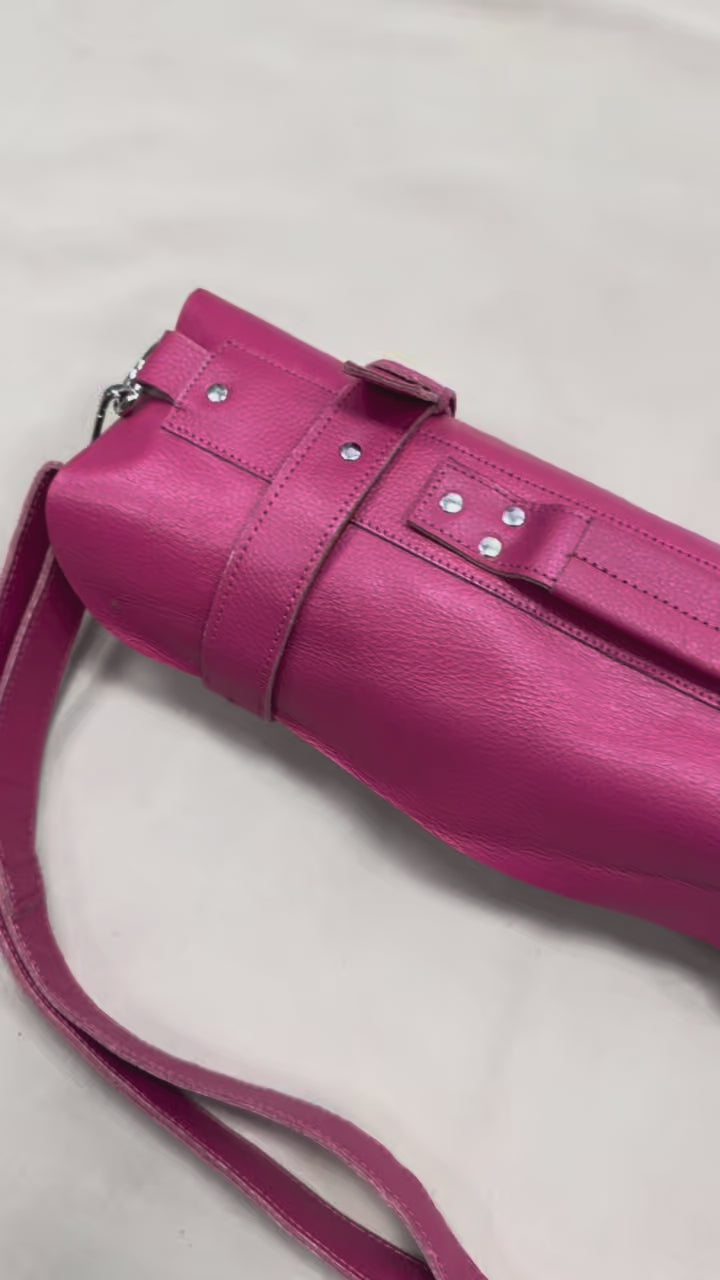 Premium Pink Leather Chef Roll – 16-Slot Knife Holder, Portable Cutlery Storage, Travel Kitchen Wrap Bag, Gift for Professional Chefs & Cooking Enthusiasts
