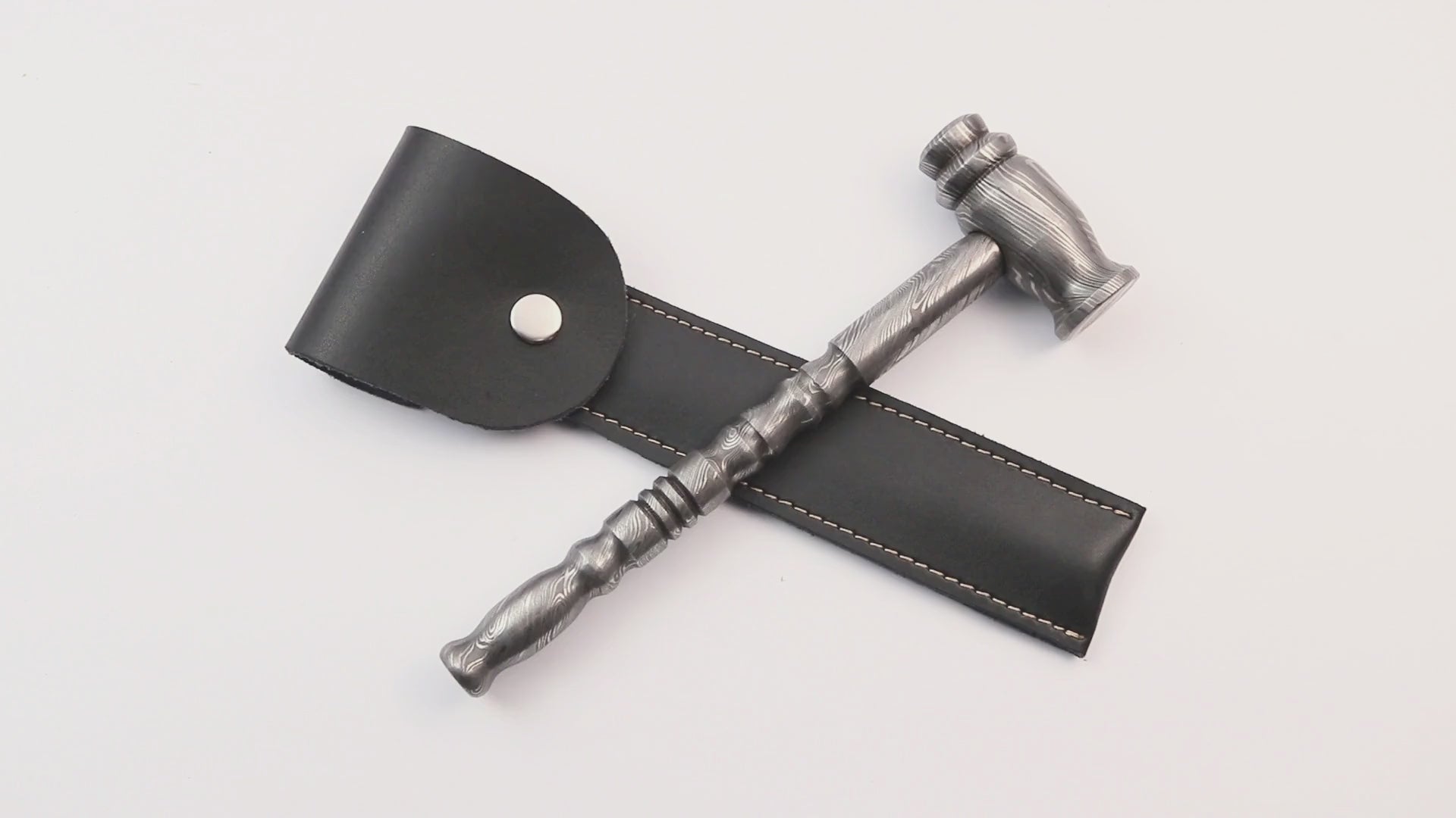 Damascus Steel Leather Working Hammer – Premium Craftsmanship for Precision Leatherwork
