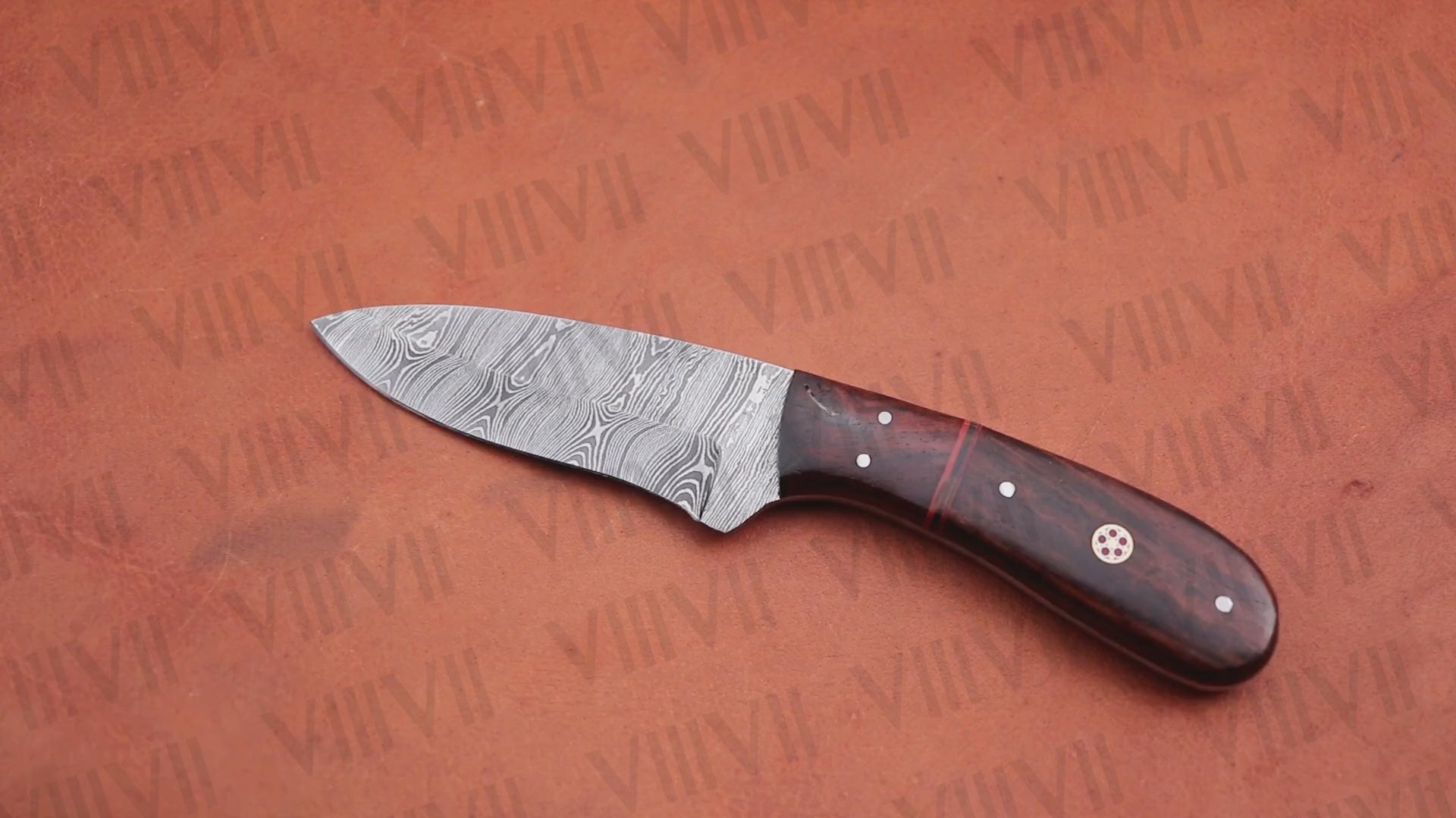 Damascus Steel Hunting Knife with Rosewood Handle – Handmade Skinner Knife for Outdoor Use