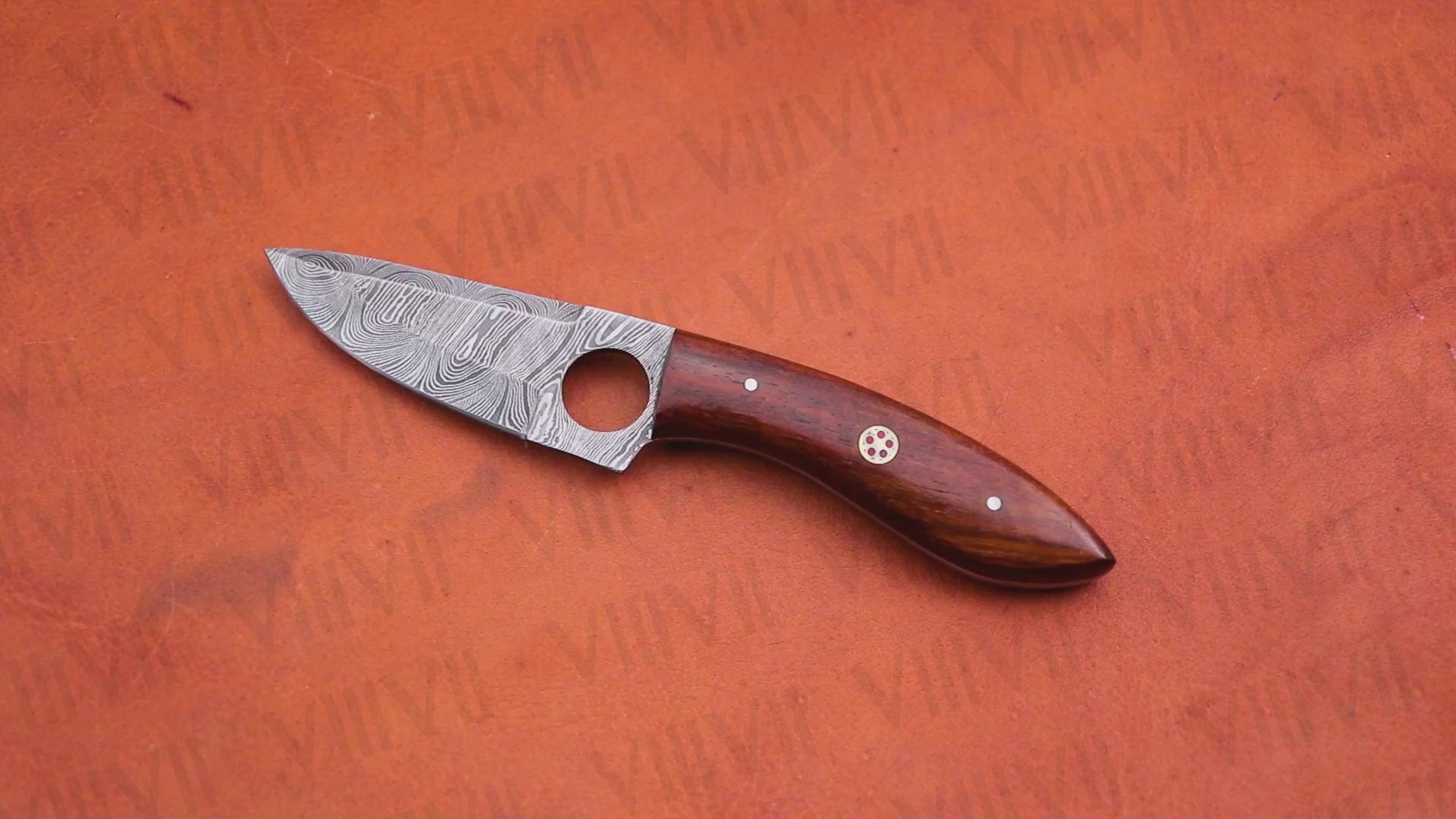 Forged Viking Knife in Damascus Steel with Rosewood Handle – Boning Knife for Kitchen, Hunting & Gifting