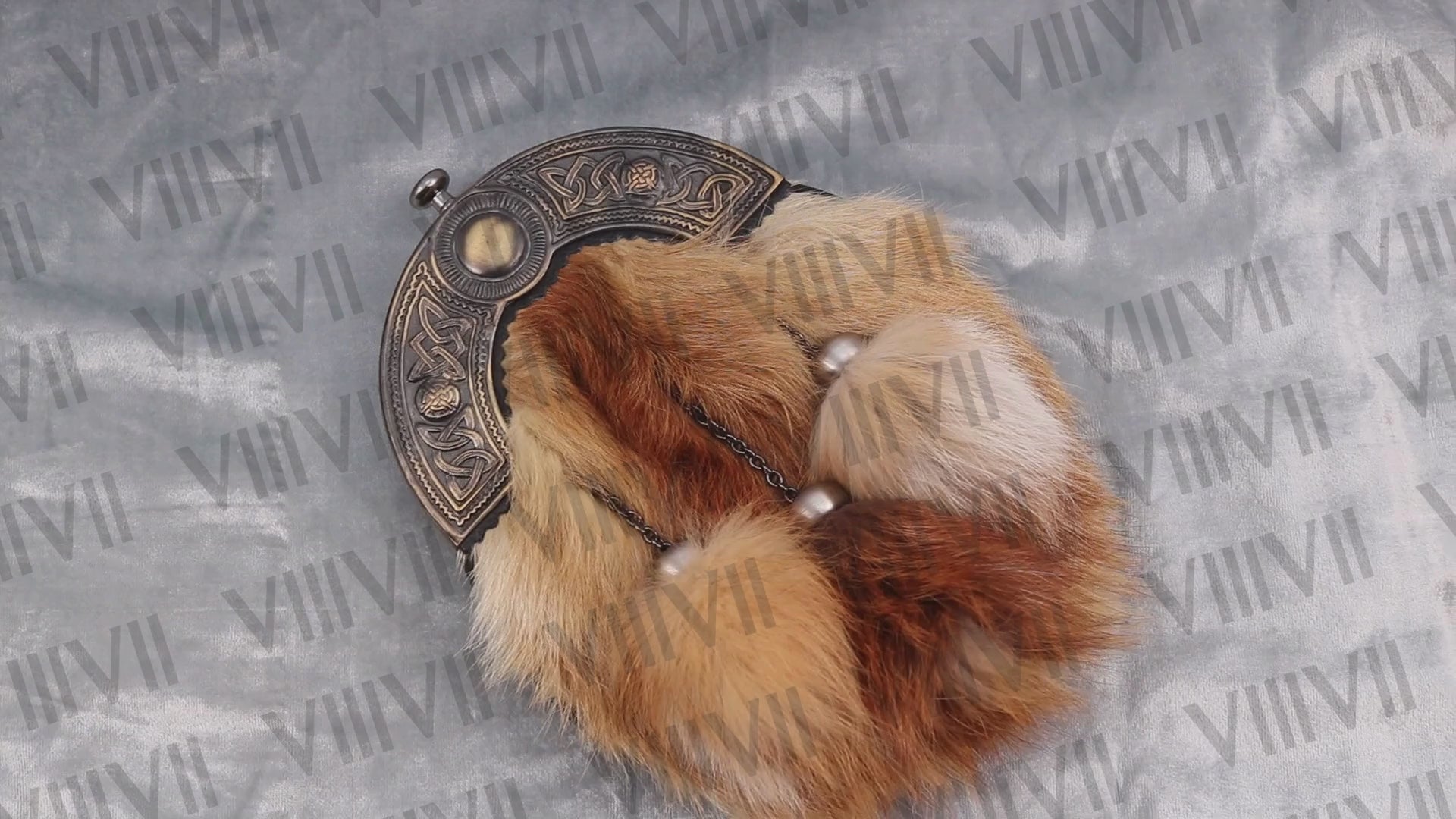 Men's Scottish Sporran with Rustic Cantle Red Fox Fur Pig Grain Leather Handmade Kilt Accessory for Weddings & Highland Wear