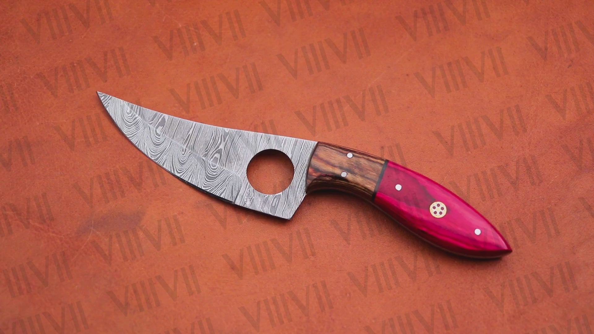 Damascus Hunting Knife with Twisted Damascus Pattern & Ash Wood Handle – Mosaic Rivets