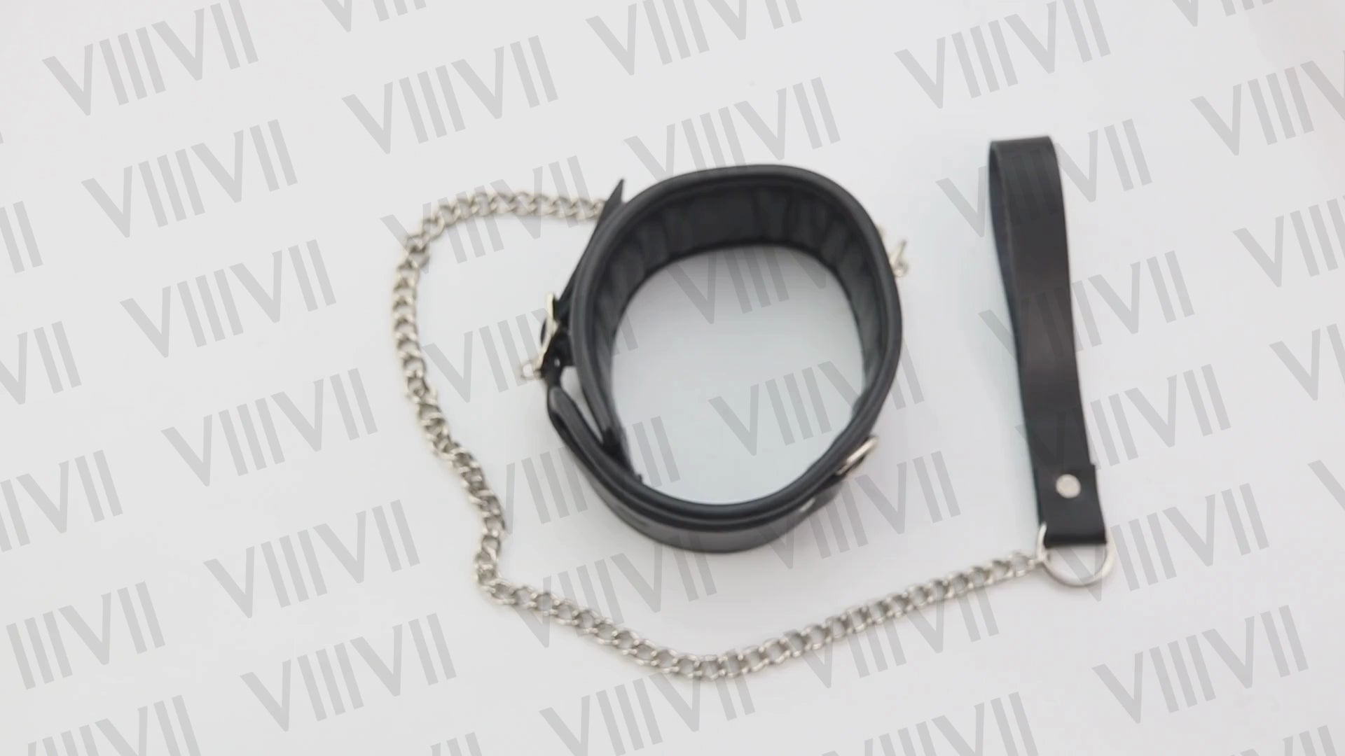 Genuine Leather BDSM Collar, Padded Bondage Choker with Chain, Submissive Collar for Roleplay, Adjustable & Comfortable Leather Choker